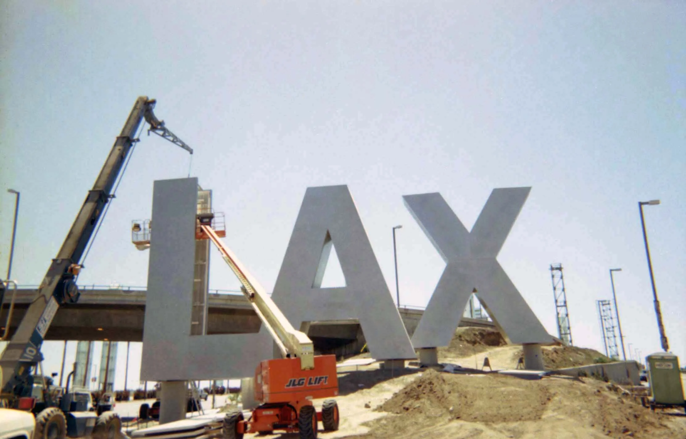 Construction5.jpg