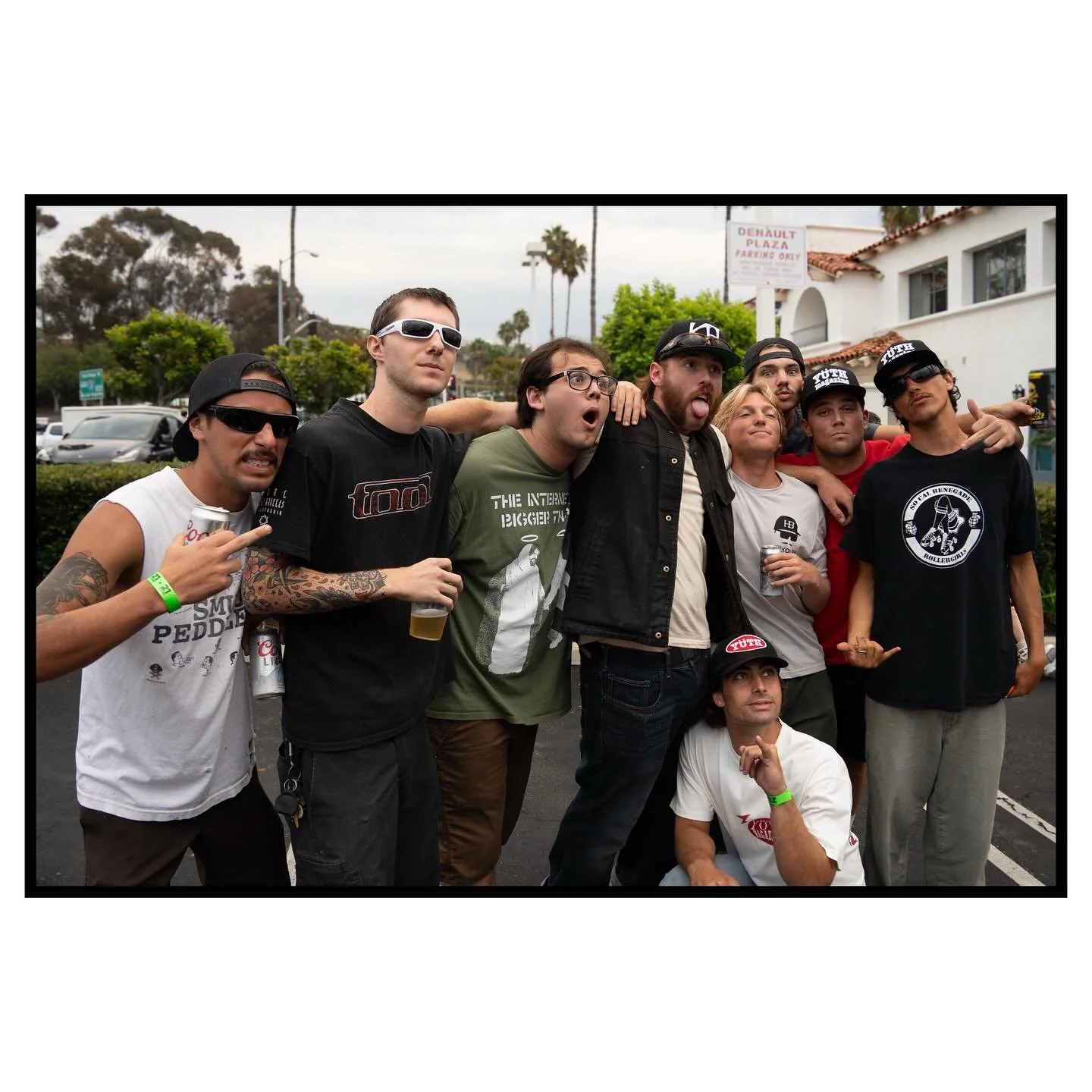 @yuthmagazine @yuthmag 3rd Issue Launch Party with the usual suspects, including @iforgetband @eighthball._ &amp; @spliffriff_. Stoked for the 4th Issue edition&hellip; dammit!&reg;️😎🙌🏽🥓