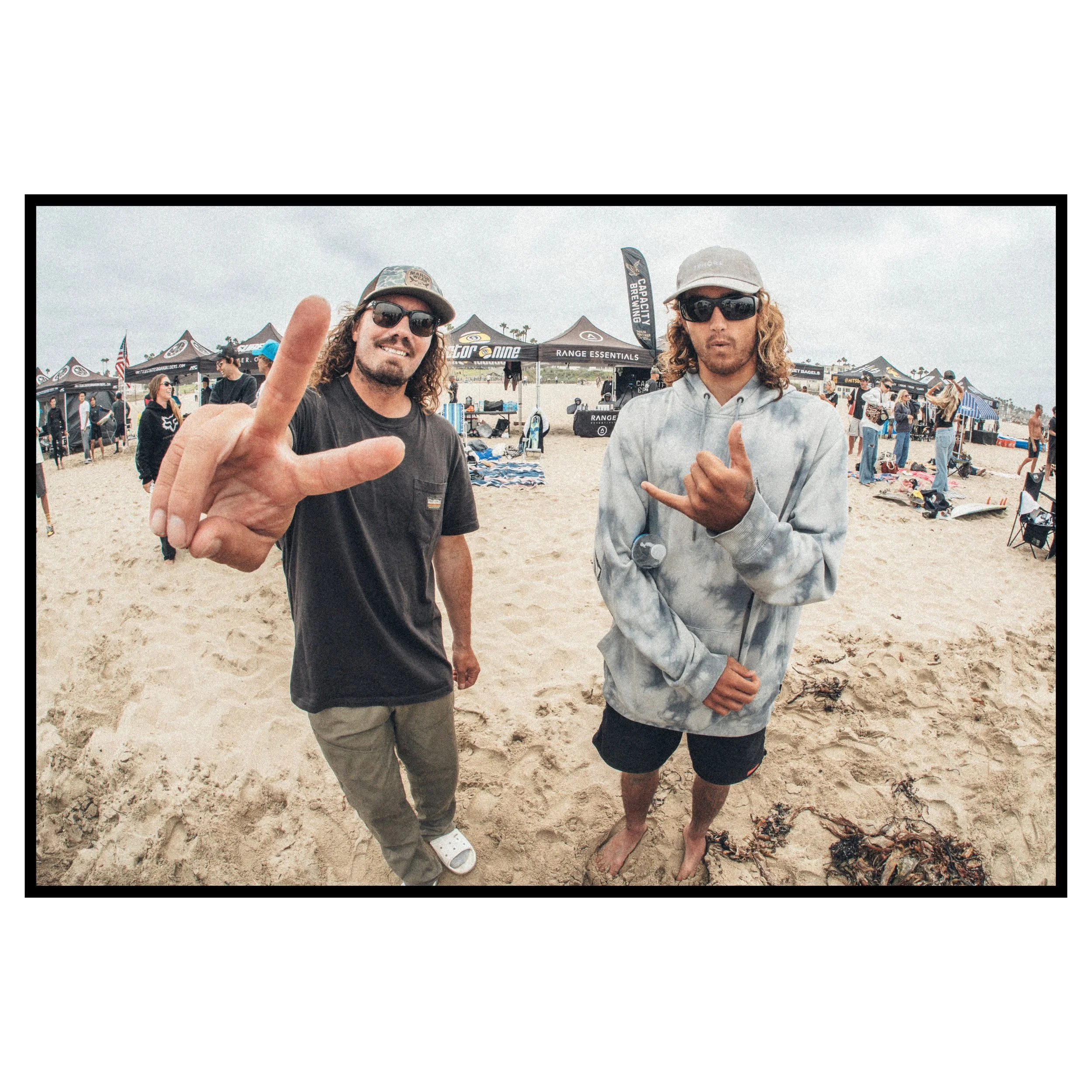 Das twinning @timmymissions &amp; @_justinkhan_ at the @iforgetband 3rd Annual Air Show&hellip; dammit!&reg;️🌊🧔🏽&zwj;♀️🧔🏽&zwj;♀️