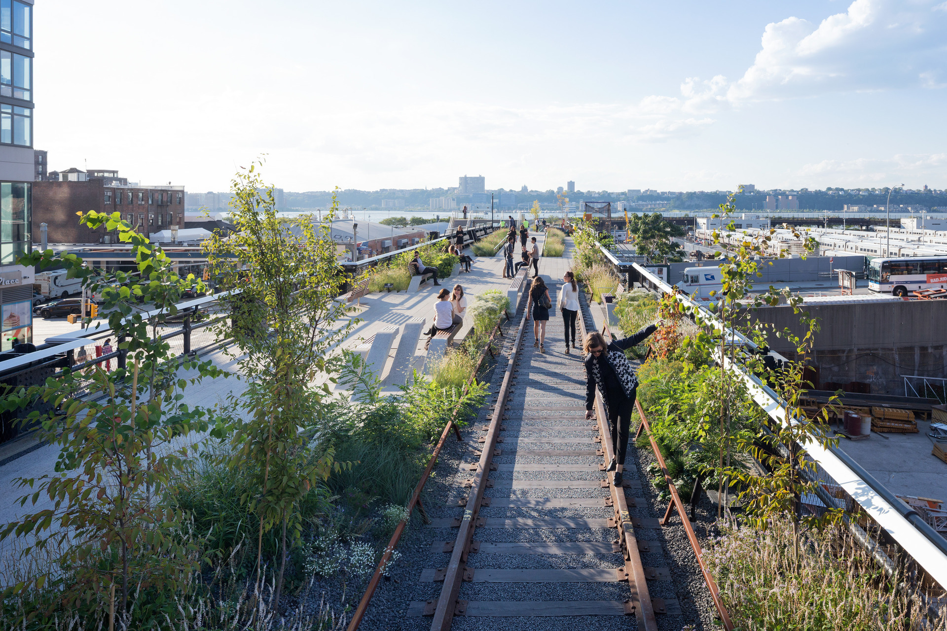 1407-high-line-at-the-rail-yards-photo-by-iwan-baan.jpeg