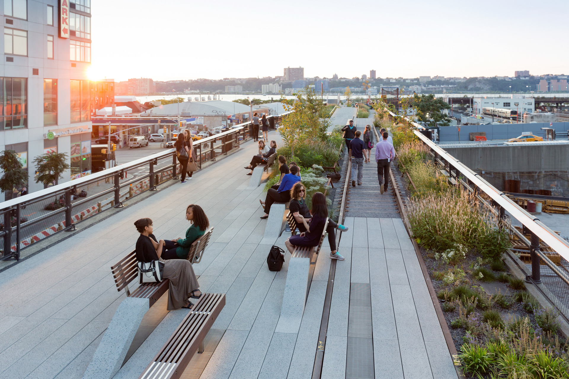 1416-high-line-at-the-rail-yards-photo-by-iwan-baan.jpeg