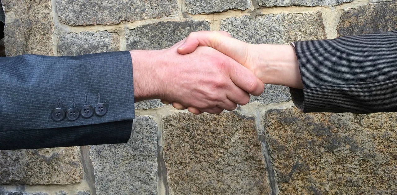 Why You Need To Immediately STOP Ignoring LinkedIn Invitations	