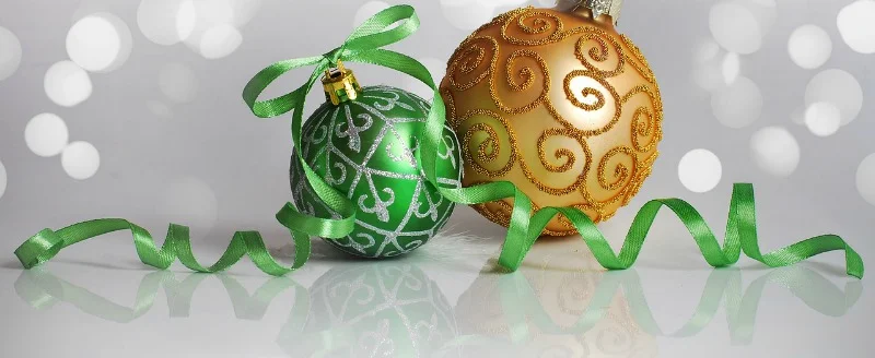 Quick and Easy Holiday Cards for Novice Designers