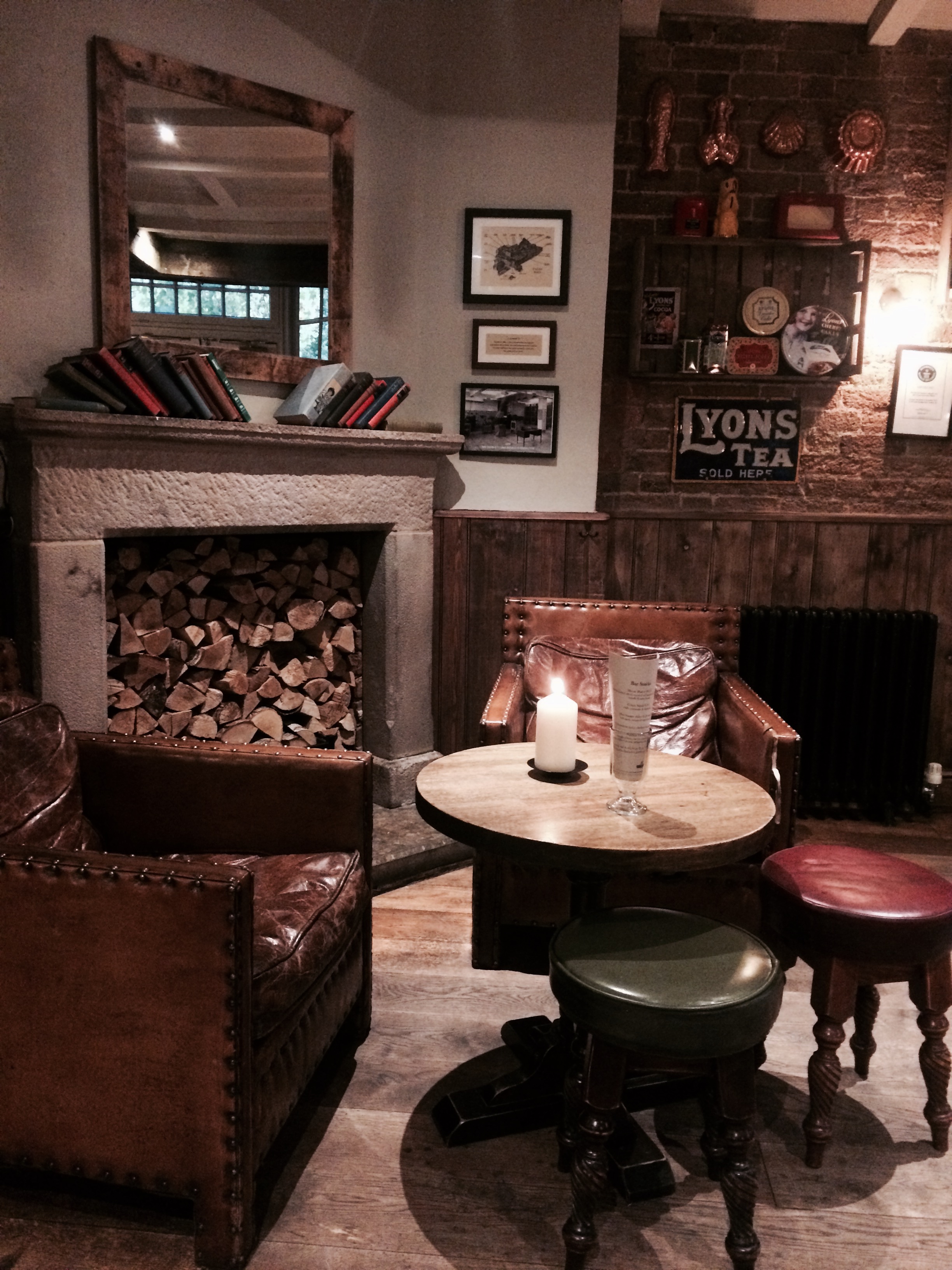 Beautiful London Pub: The Queens Head, Brook Green, Hammersmith London by BoastHouse