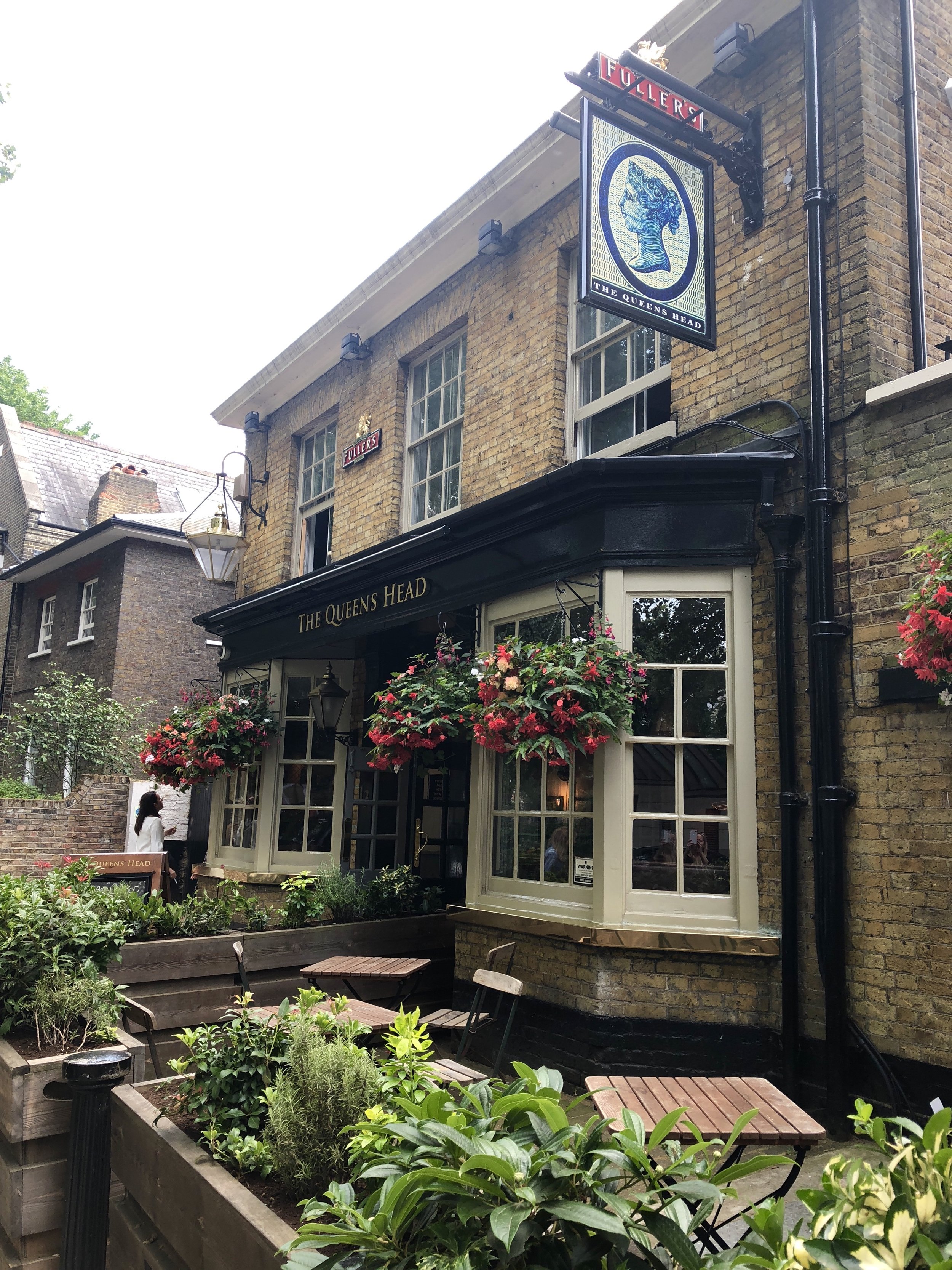 The Queens Head, Brook Green London: Best London Pub