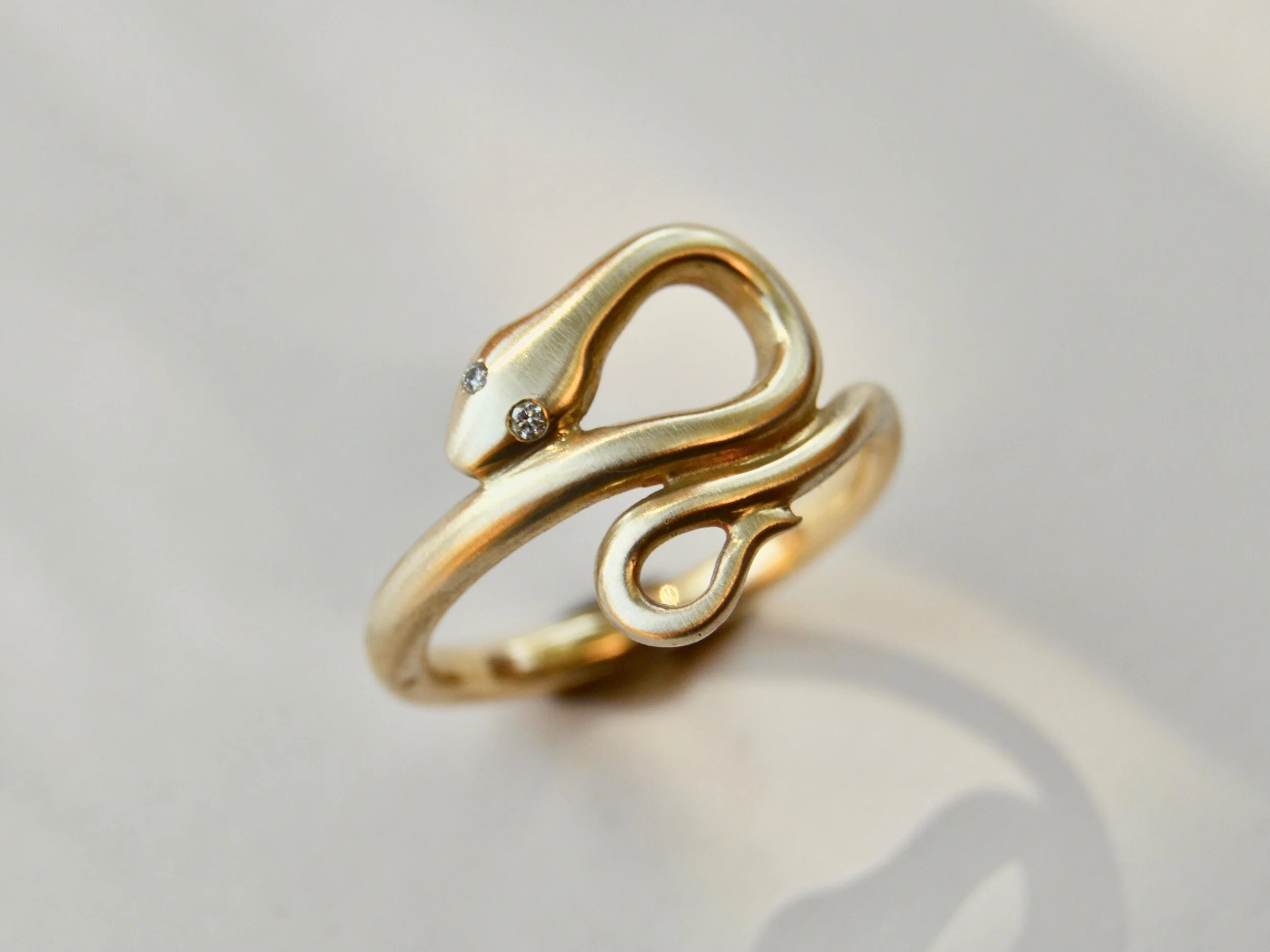 01B23B9A-C1F4-4975-83F5-CC26B8B67ECC