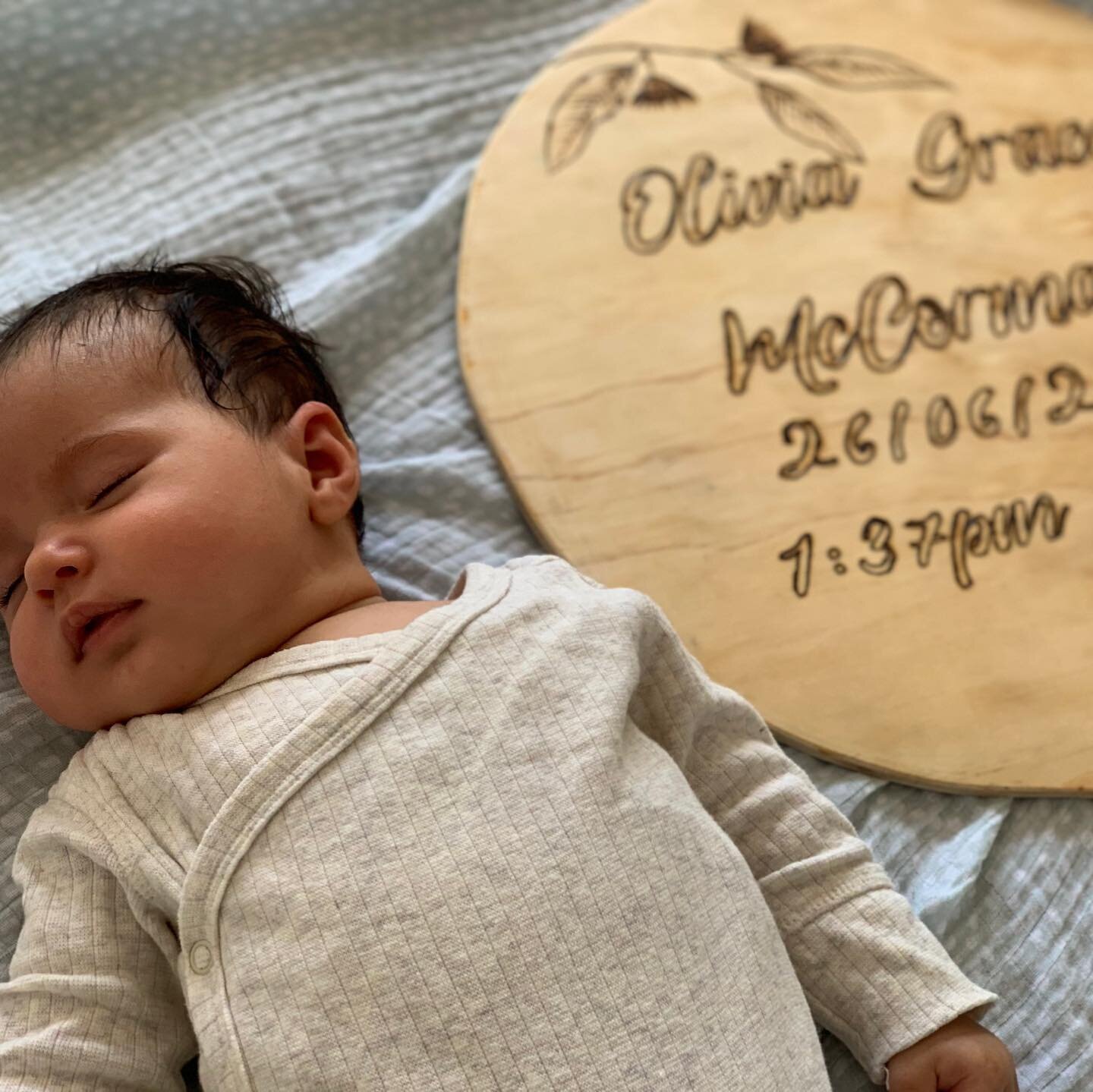 This kiddo has totally stolen my heart and my world 😍 9 weeks old already! Don&rsquo;t grow up too fast my girl. 

Thanks for the beautiful hand-burned baby birth board @wildwood_collections 💗