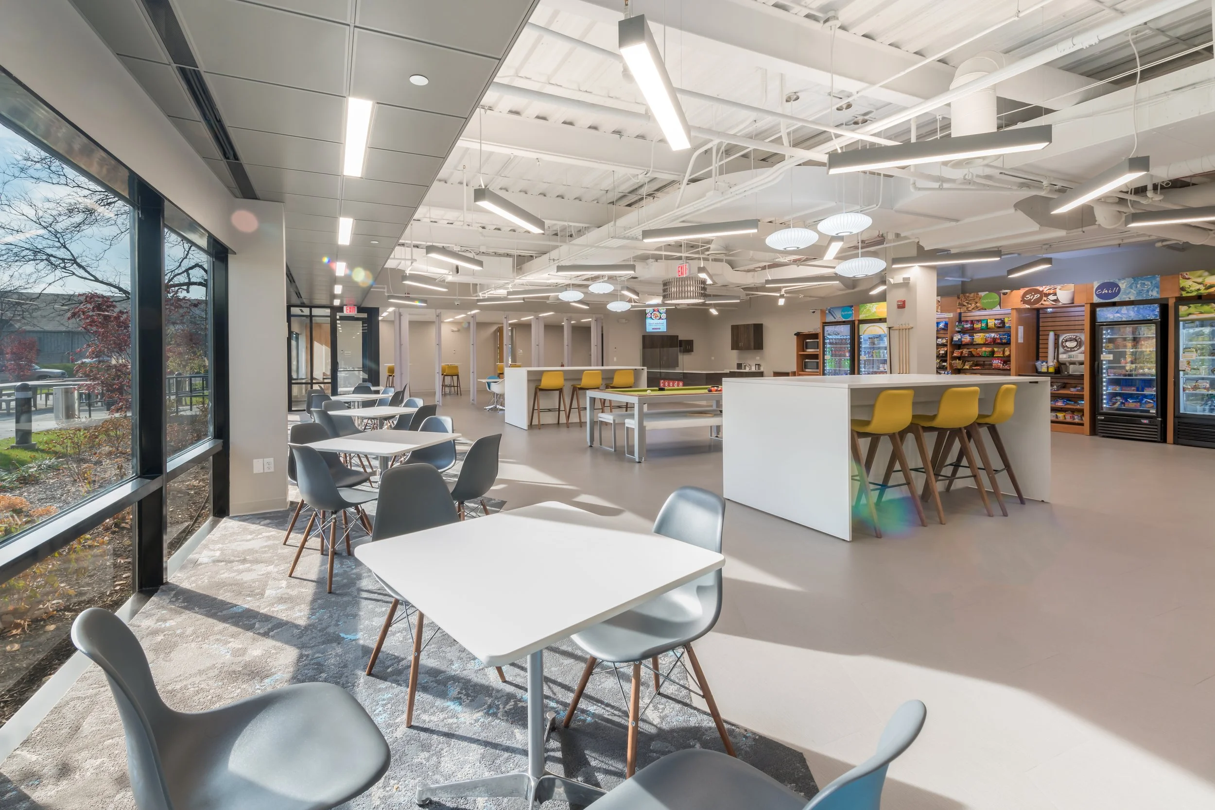 Bannockburn Lakes Office Plaza Amenities Center