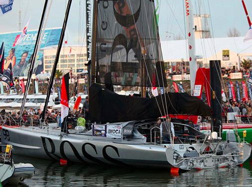 WHY ALEX THOMSON, YACHT SAILOR EXTRAORDINAIRE, THINKS YOU SHOULDN'T EVER RECLINE YOUR AIRPLANE SEAT