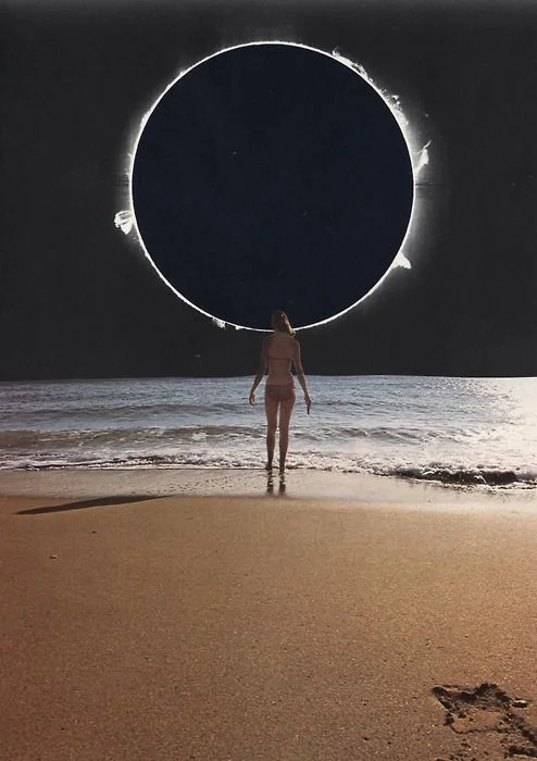 Why New Moon Manifesting?