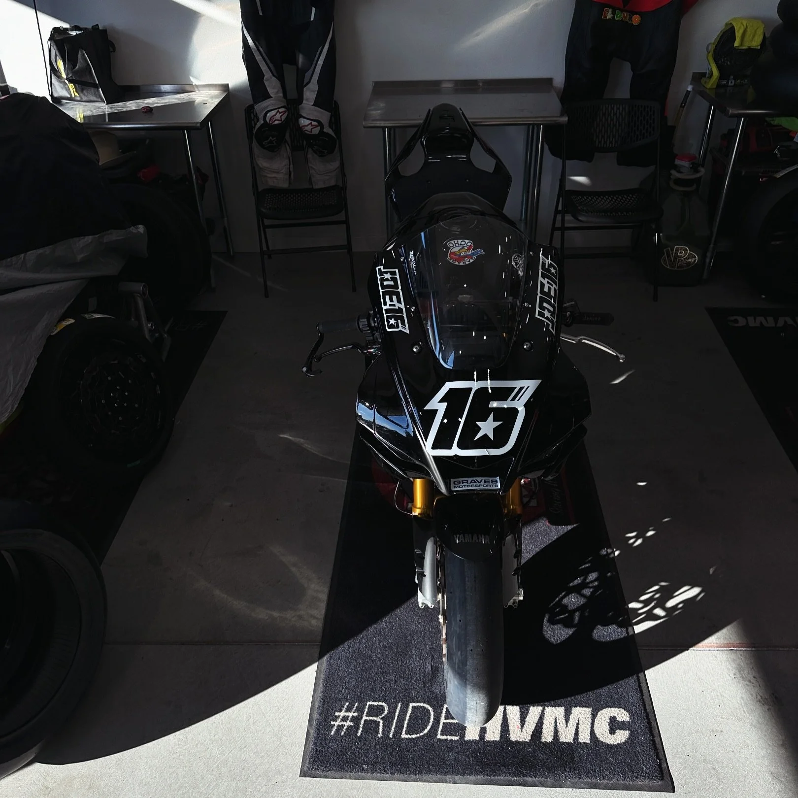 Rumor has it&hellip;. if you train with the Ocho Gang 🎱 you end up on the Moto2 podium 😆✌🏼 @joerobertsracer 

#RideHVMC #GarageOcho #MotoGP #Moto2