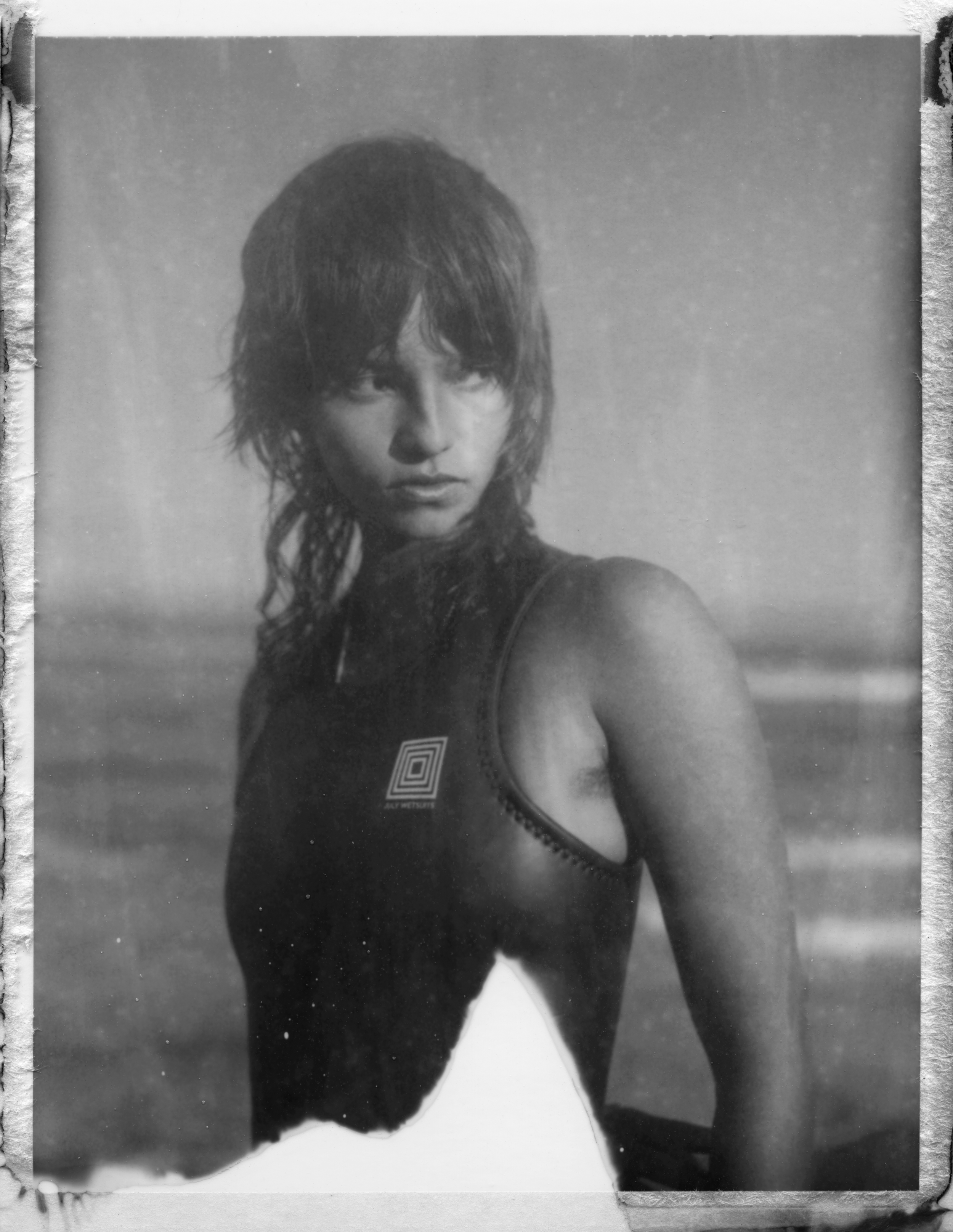 P_1_V750_BW.png