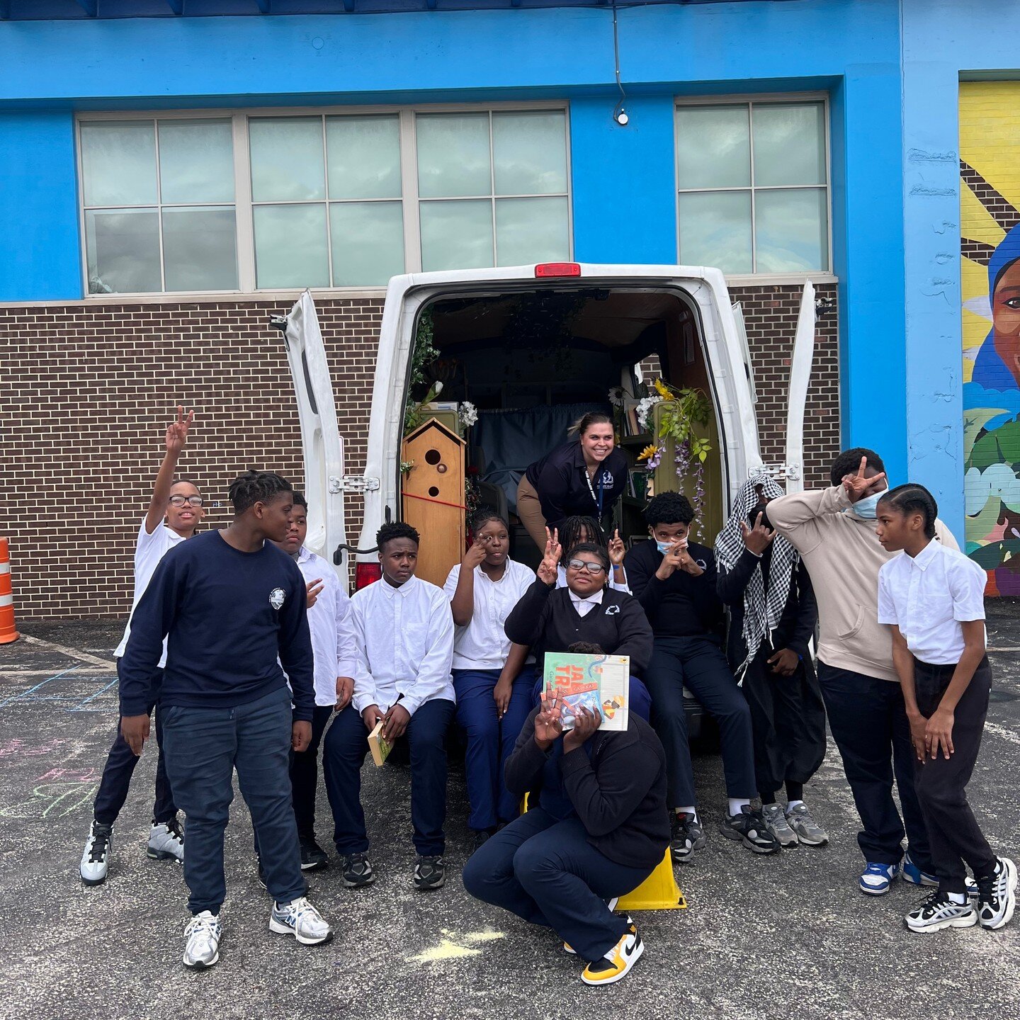 Cameron recently brought the Traveling Tree House to visit the Richard Allen Preparatory Charter! The kids were able to look through so many books and enjoy their time reading them!

If you would like to book the Traveling Tree House to come to you, 