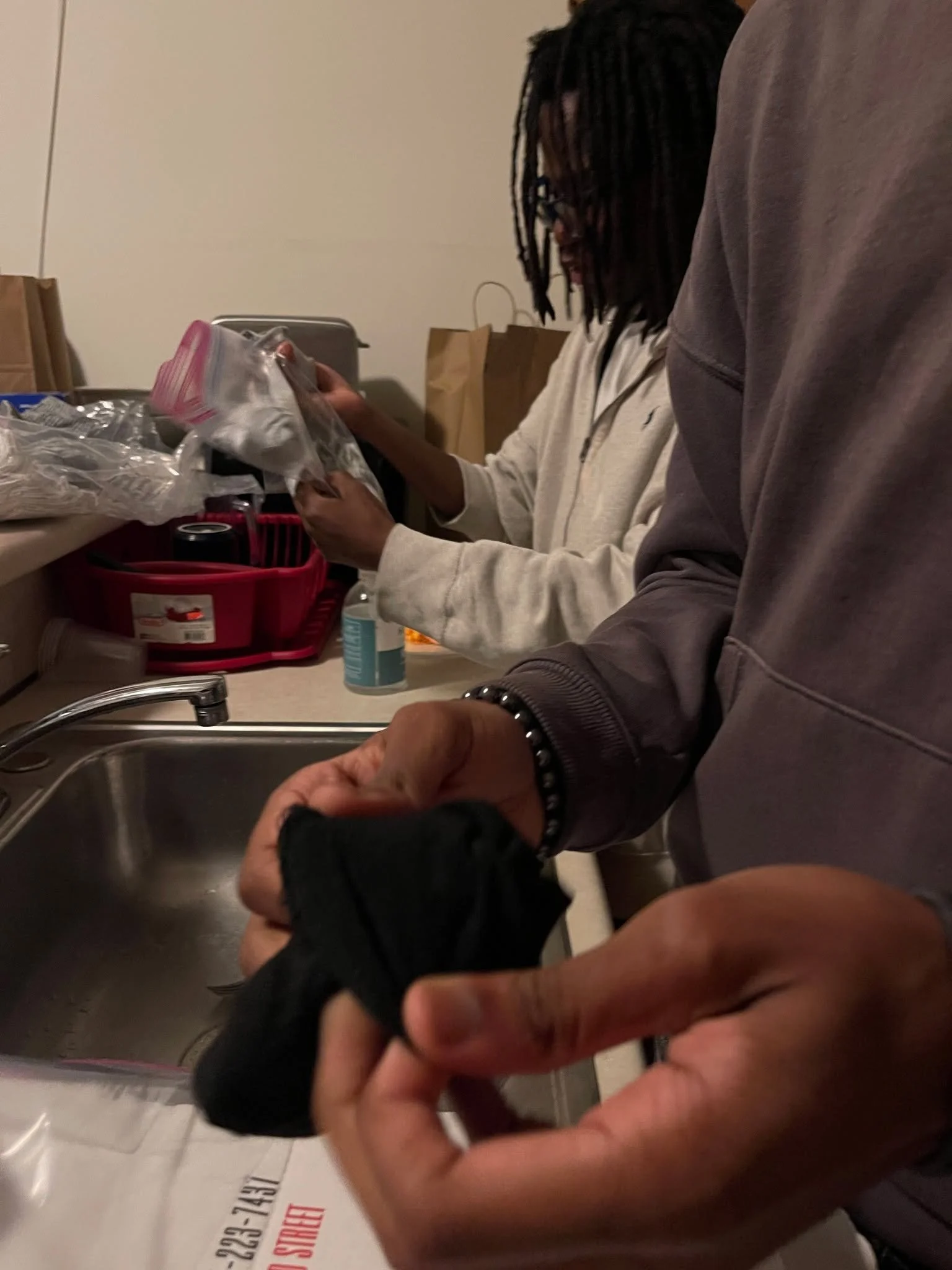 The Teen&rsquo;s Winter Service Project this year focused on giving back to our community by creating care kits! Tree House Teens teamed up to package bags with winter gloves, socks, a snack or two, and hygiene products to distribute throughout the w