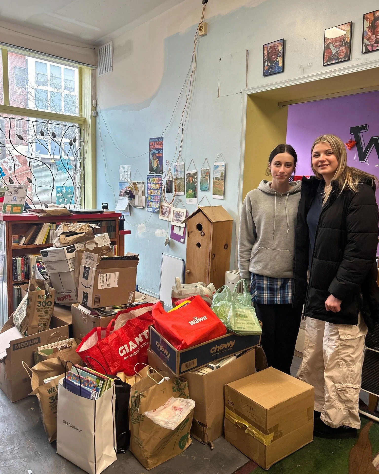 Thank you so much to Woodlynde School for your 4th annual February book drive! 

Annual drives help us to ensure that we always have books to keep our shelves stocked. We really couldn&rsquo;t do it without all of our amazing book donors! 

 #treehou