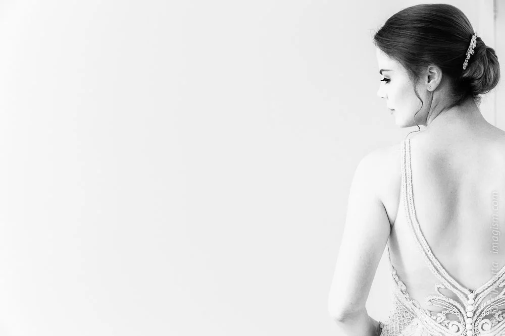 The Wedding Celebration of Craig & Sam by Wedding Photographer Paul Cincotta at Summergrove estate Carool NSW Australia