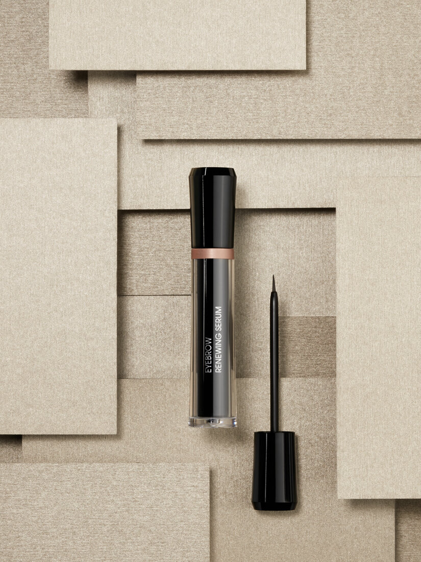 2016-12-20_m2beaute_eyebrow_renewing_serum_02x.jpg