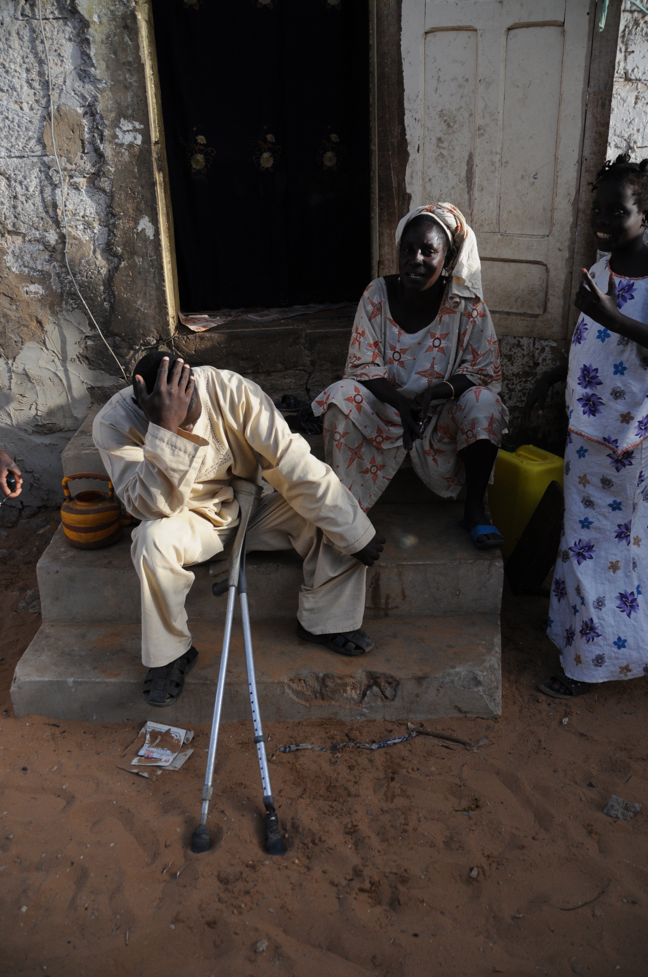  &nbsp;In between work and practice every day, Faye visits his mother. He is the oldest of his family. Although he moved out a few years ago after he was married, he says he still feels the need to take care of his siblings and mother. 