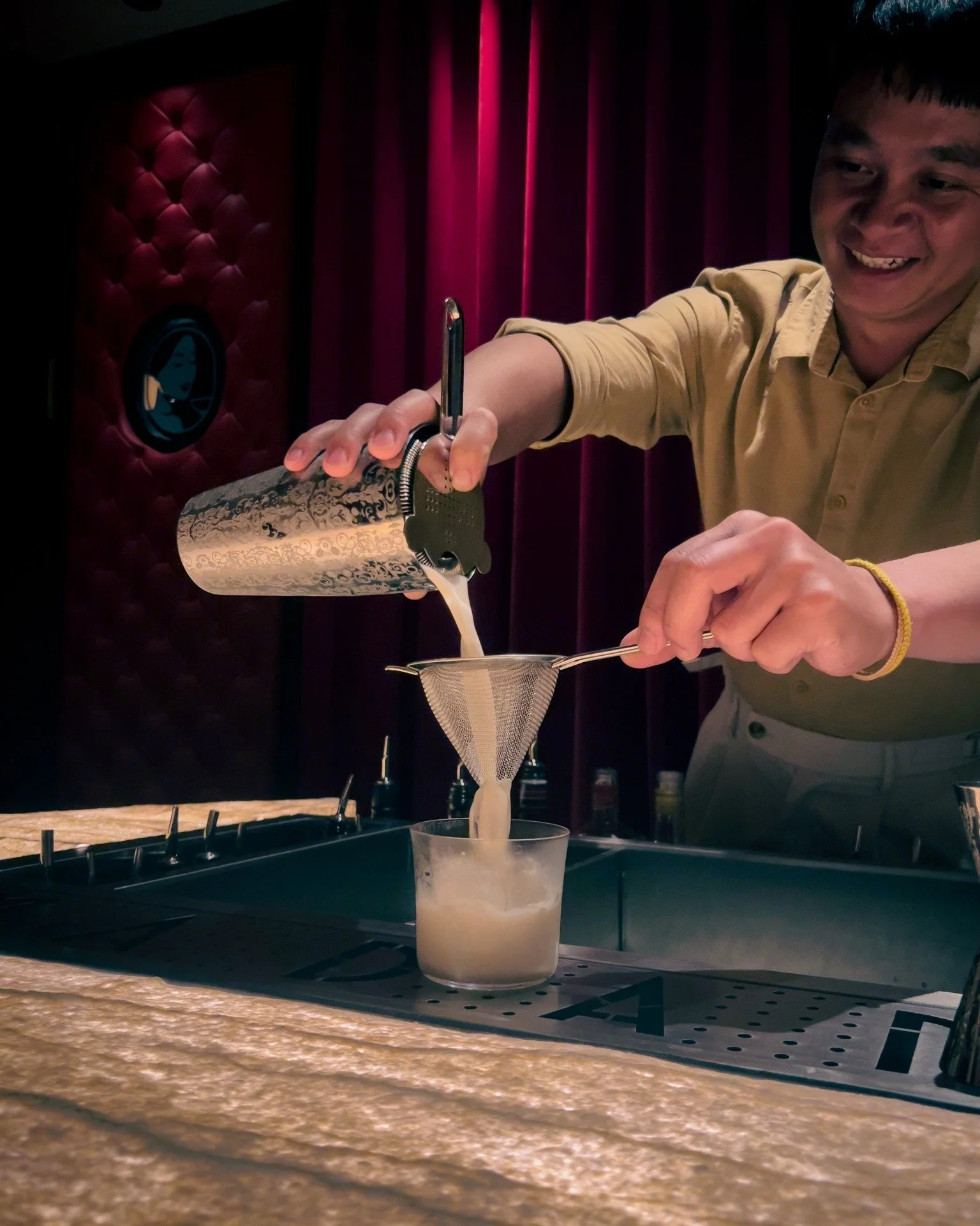 Meet Mick. 
He's been perfecting this pour for longer than he'll admit. 
Come see it in person  it's worth the trip

Tag someone who needs to meet Mick 👇