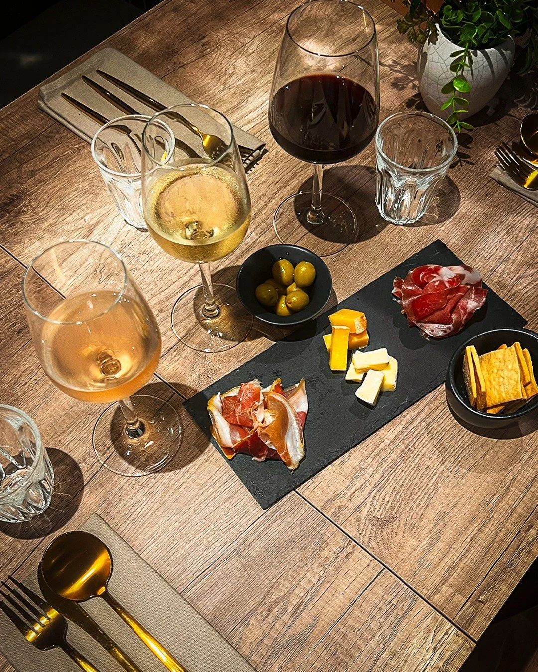 TASTE opens its doors this Saturday, July 4th.
Mark your calendars, Vientiane. 📅
Wine by the glass, boards worth sharing, and a table with your name on it.
&rarr; See you Saturday. 🍷