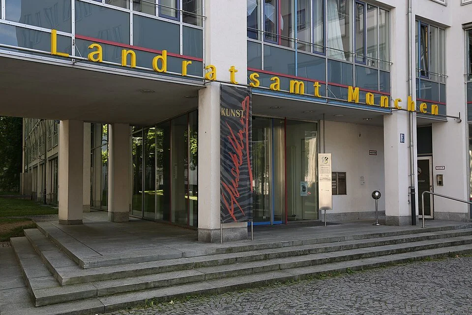Landratsamt_München_6052.jpg