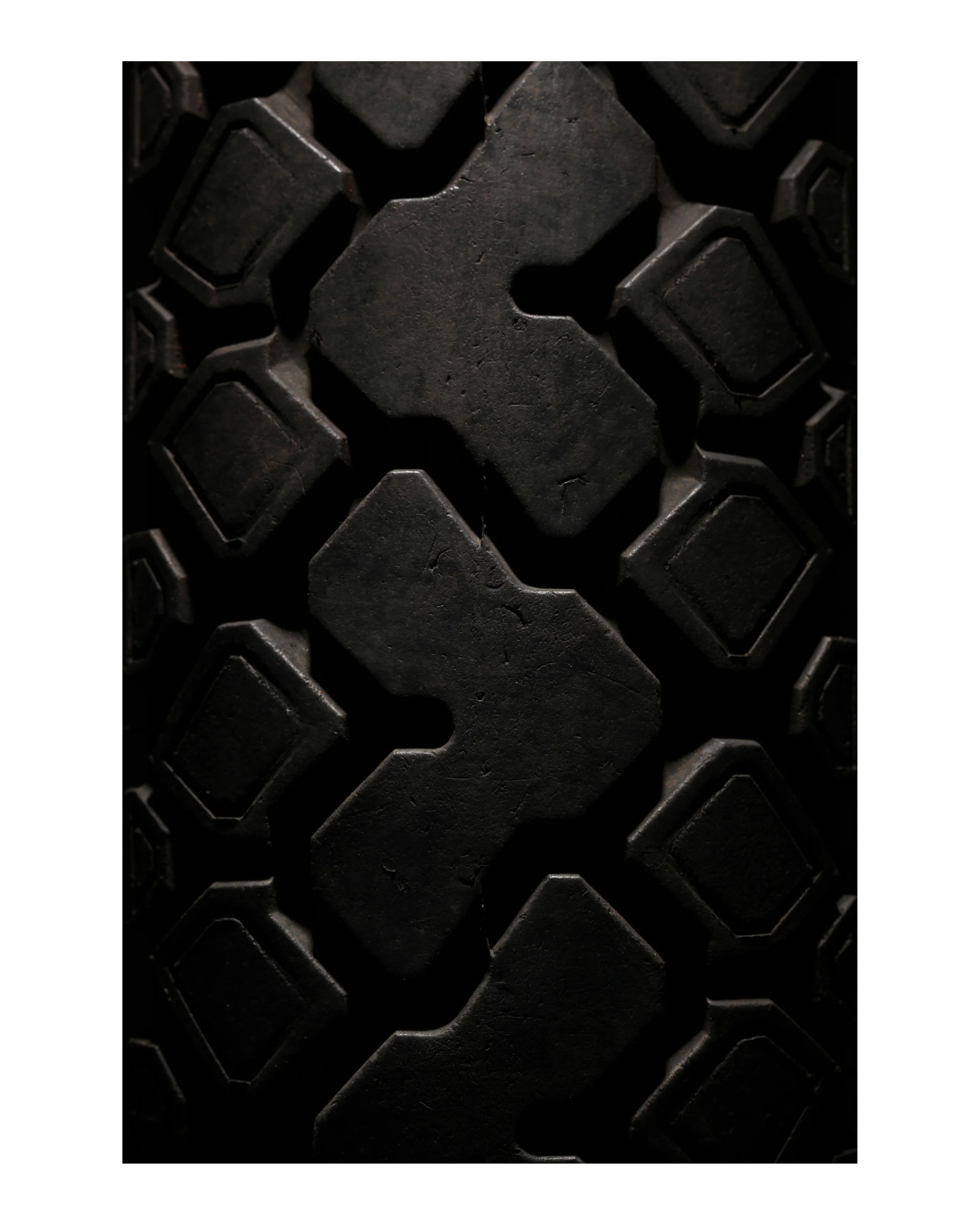 2_06_10_2016_265_TIRES_Studio.jpg