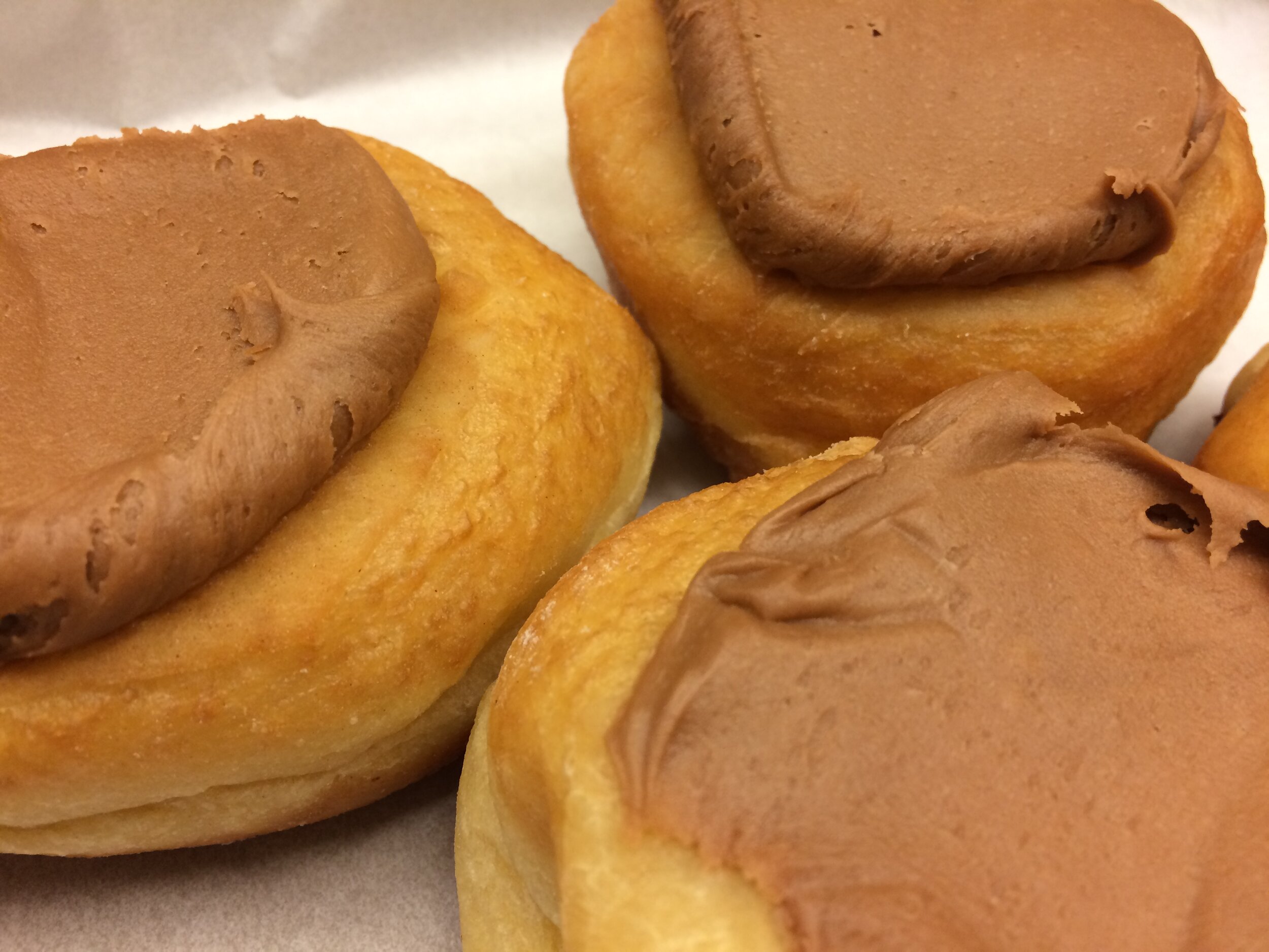 choc custard caramel icing.JPG