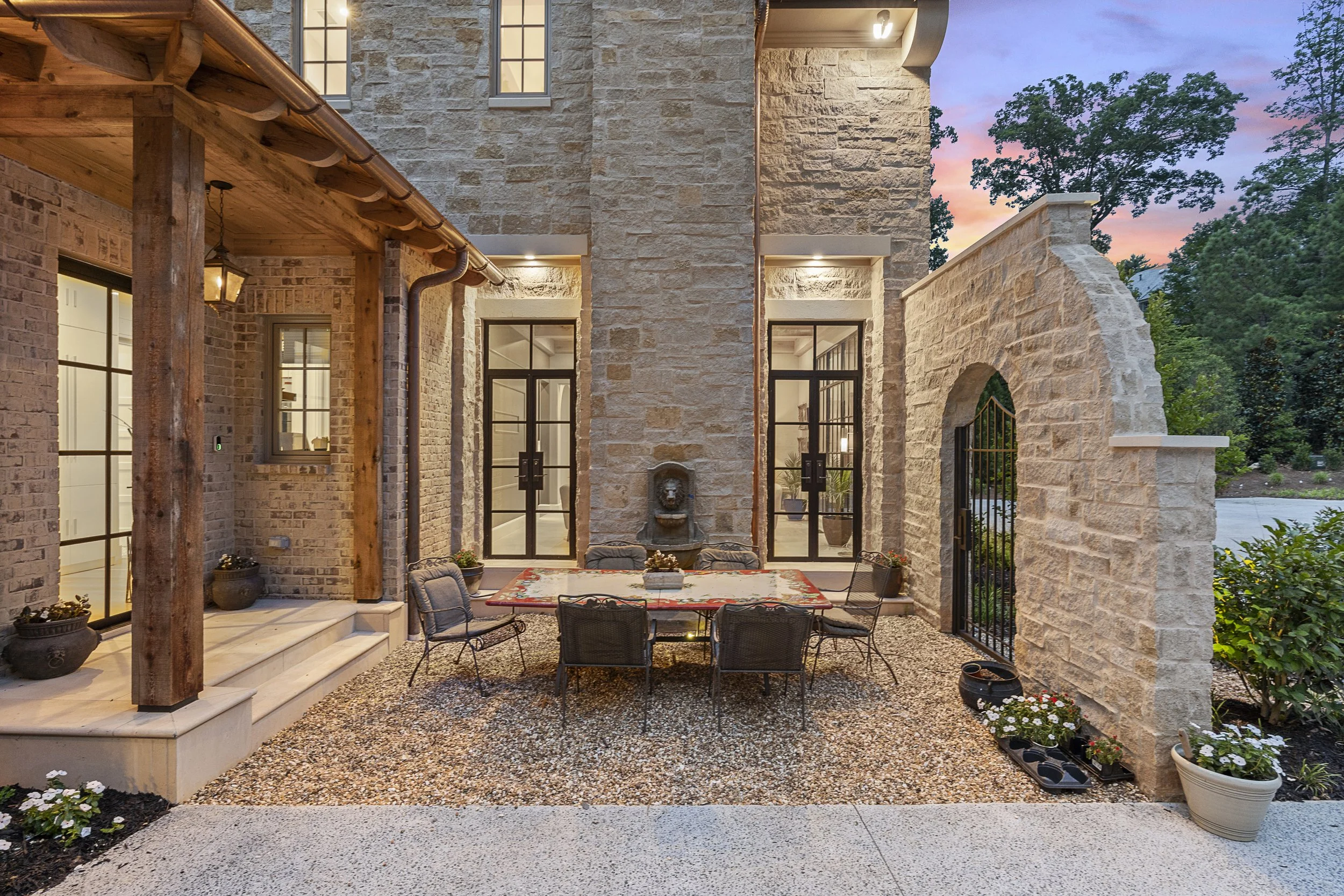 4725 Northside Dr NW Atlanta-print-185-186-DSC06564-4200x2800-300dpi.jpg