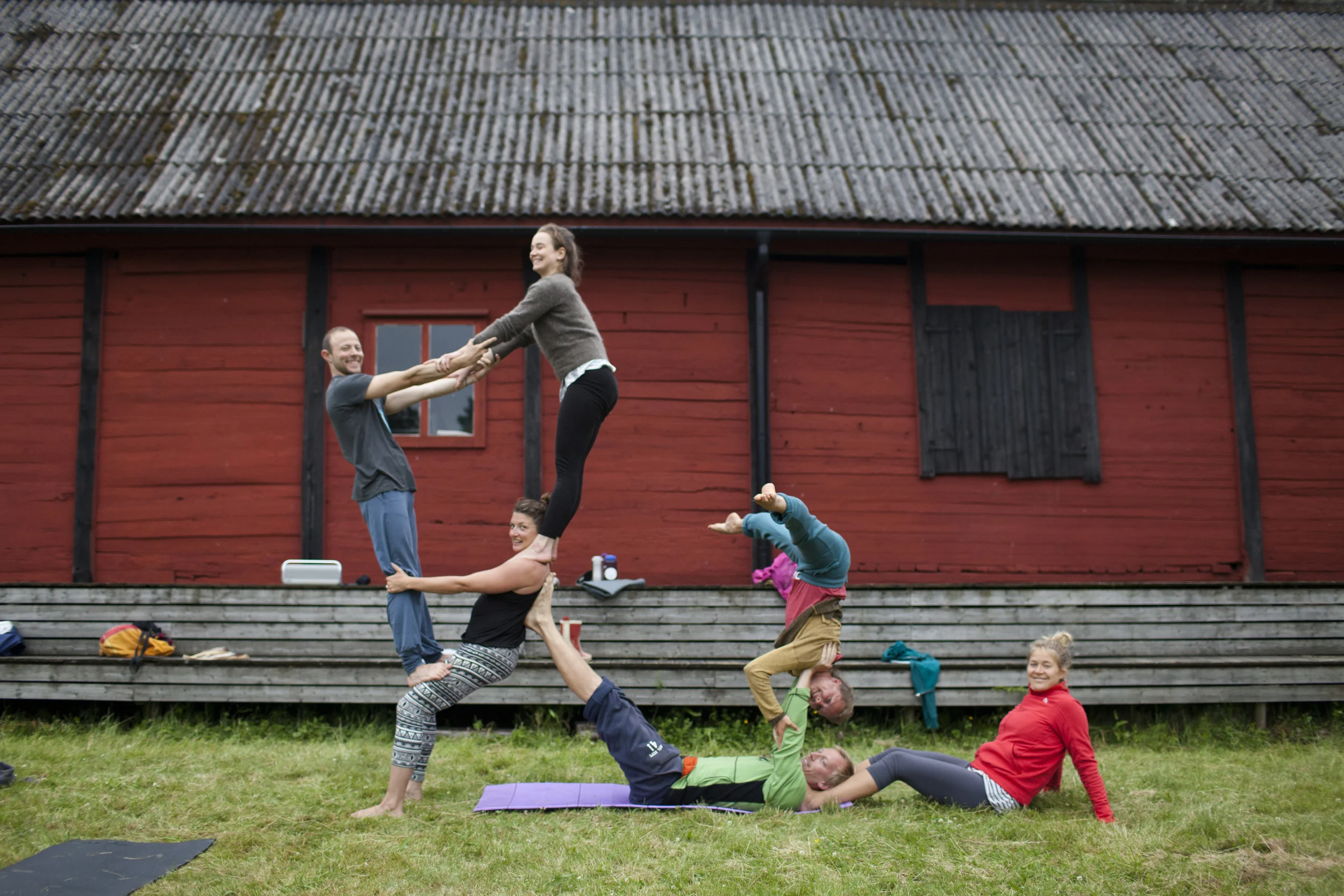 AcroYoga Summer Sessions 