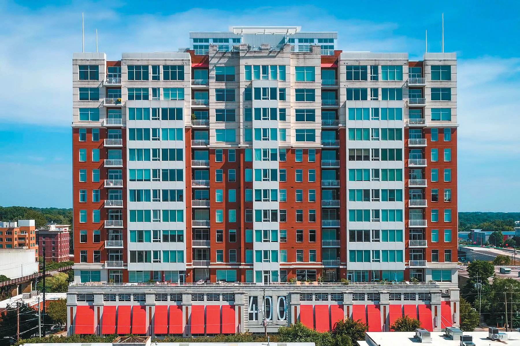 Photo courtesy of the west condominiums
