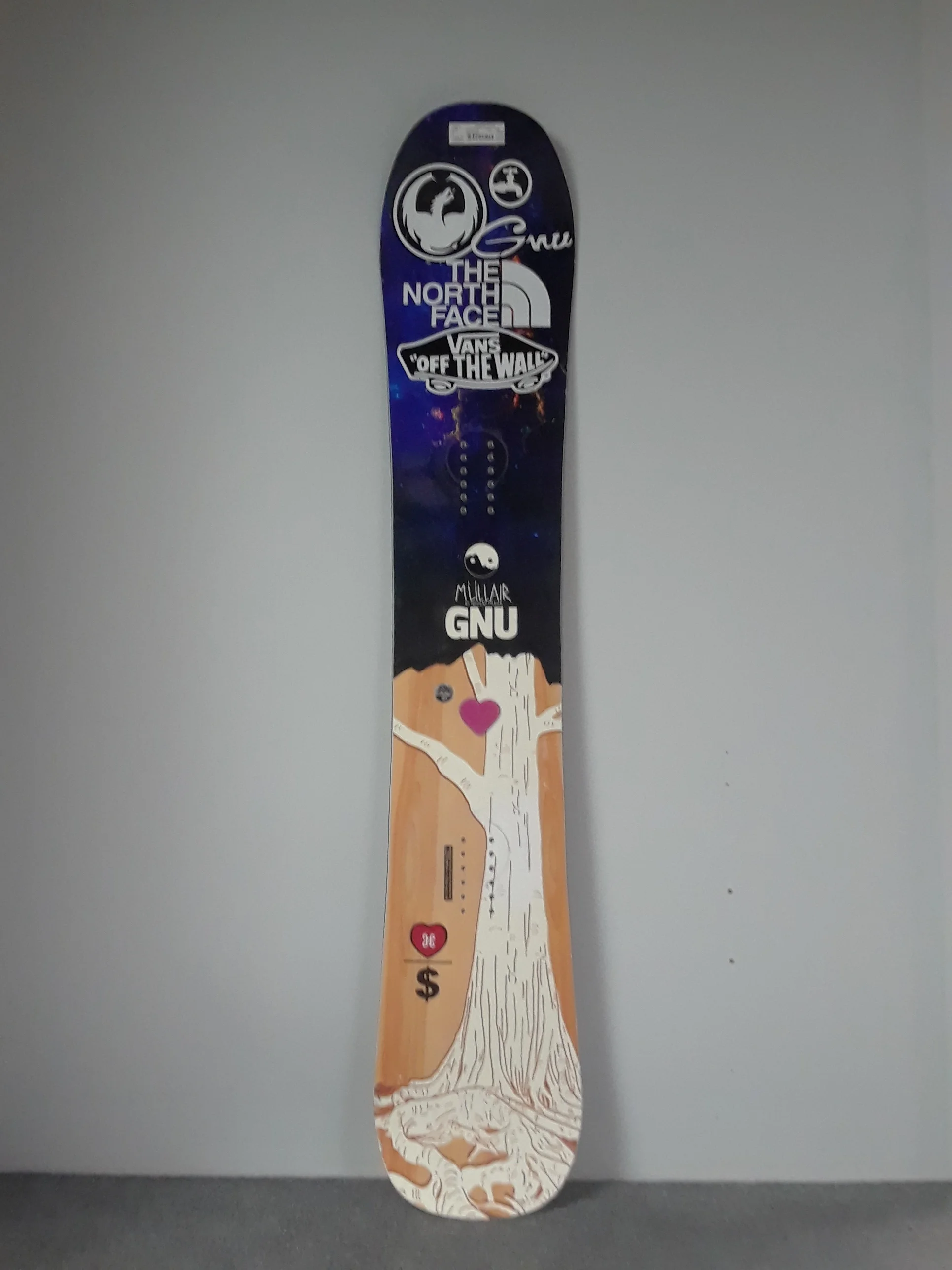 Well would ya look at that, it's the '16-'17 159 GNU Mullair. Go find the pow this winter for only $269! 
