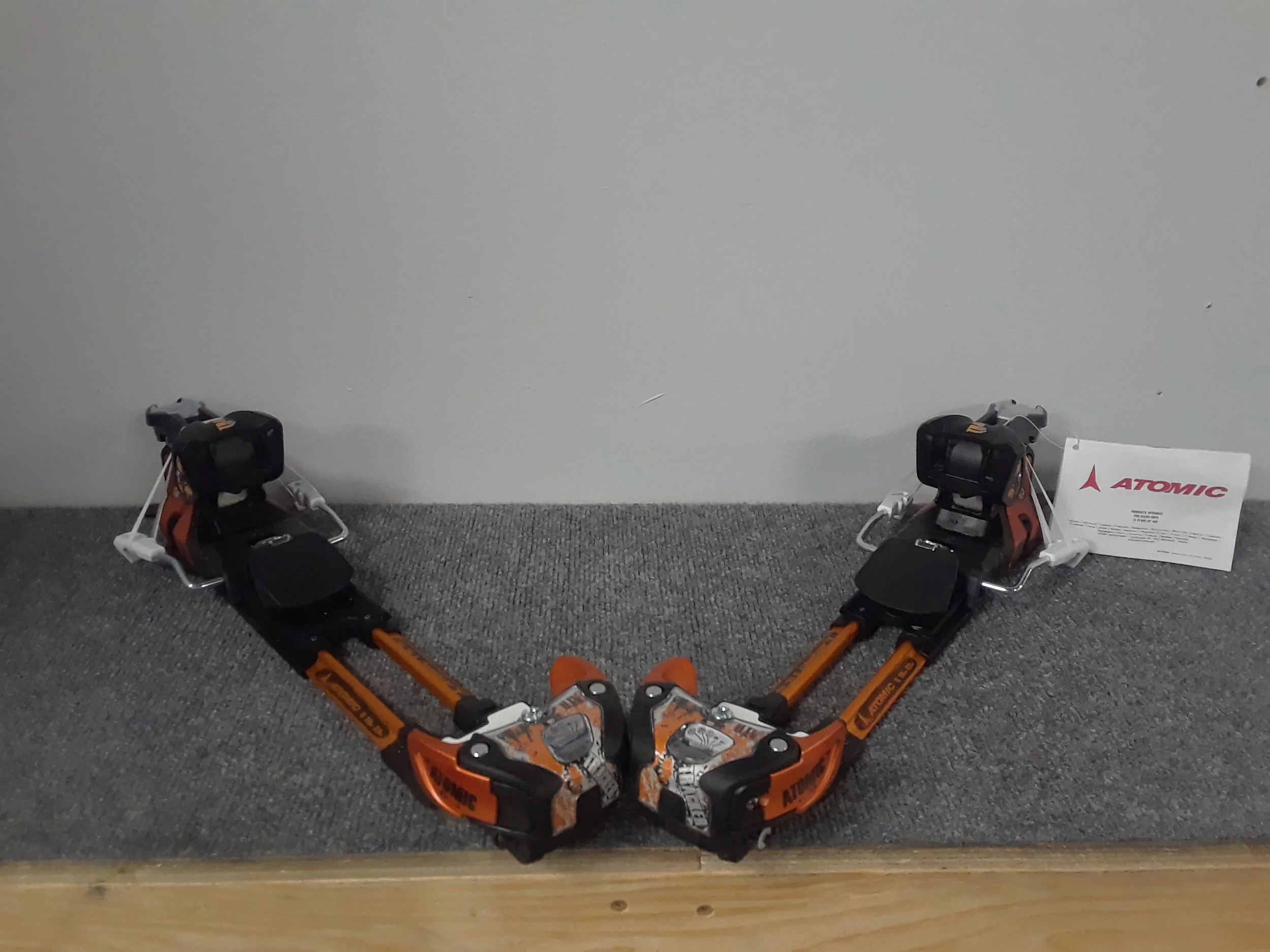 Going on tour soon? Grab your favorite sticks and mount the new Atomic Tracker MNC 16 bindings and steal the show. This $449 value is priced at $249. The binding size is large. 