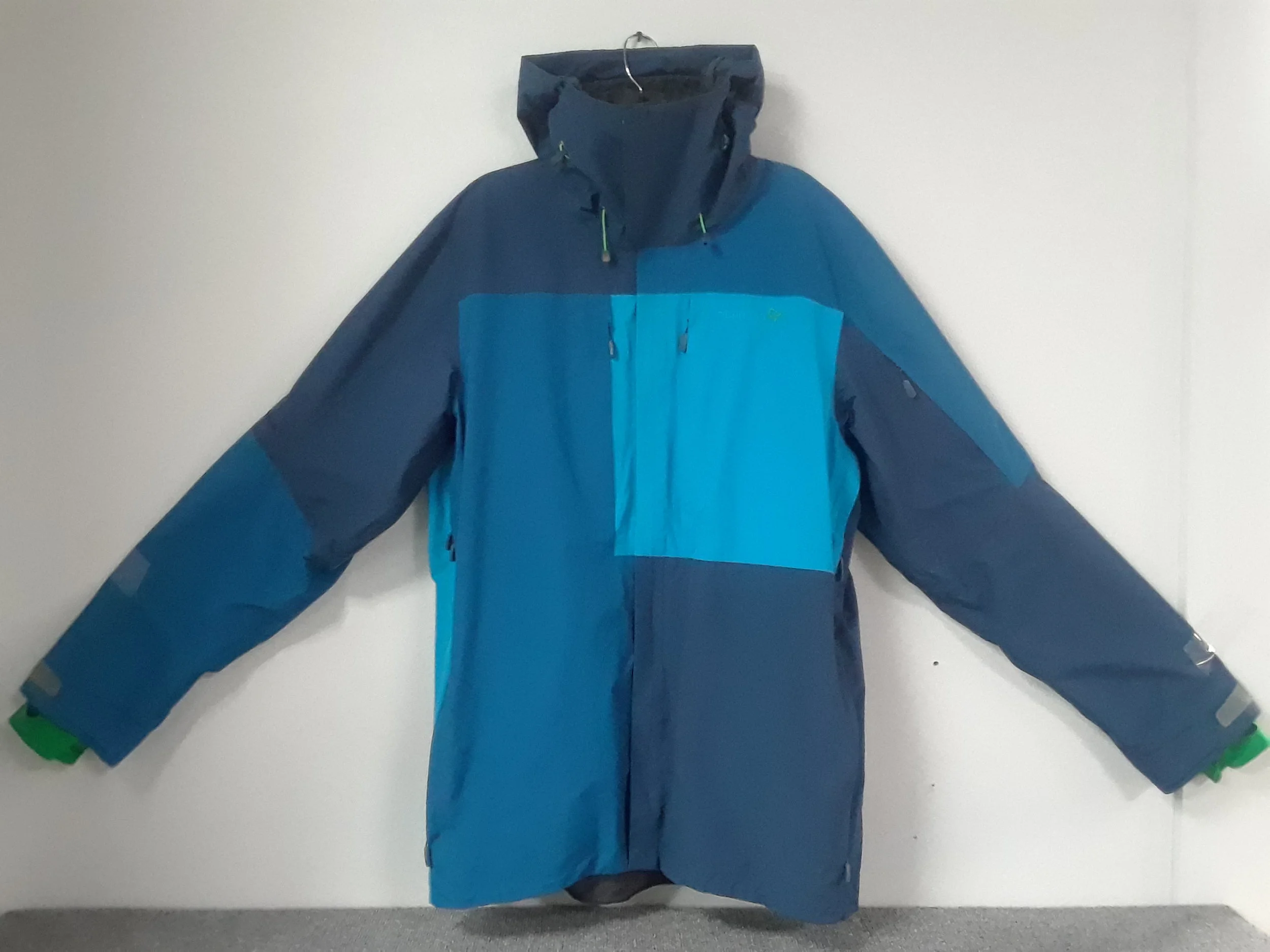 Don't fear the winter with the Norrona Narvik jacket with Gore-Tex fabric. MSRP is listed at $600 and we have it priced at $199. The size is a men's XXL. 