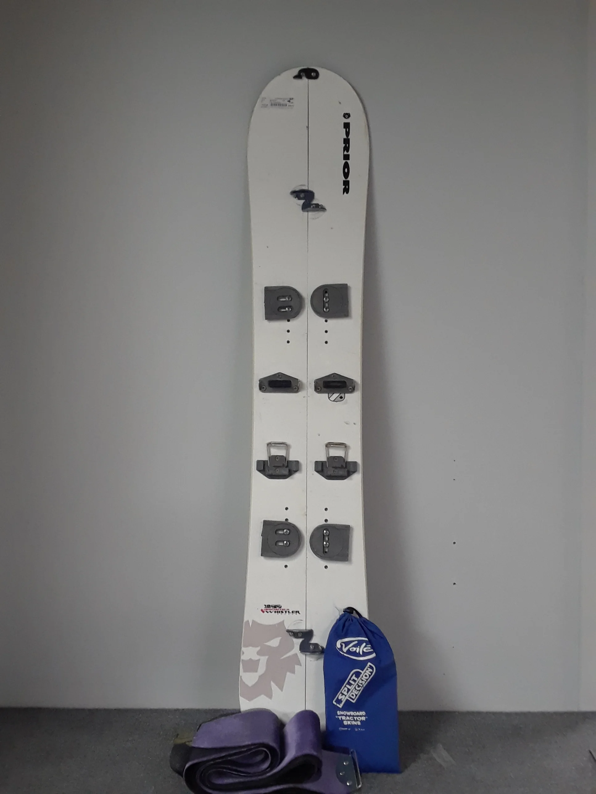 Get your split on with the 160 Prior split board that comes with Voile mounting kit and tractor skins. We're asking $349 for the kit!