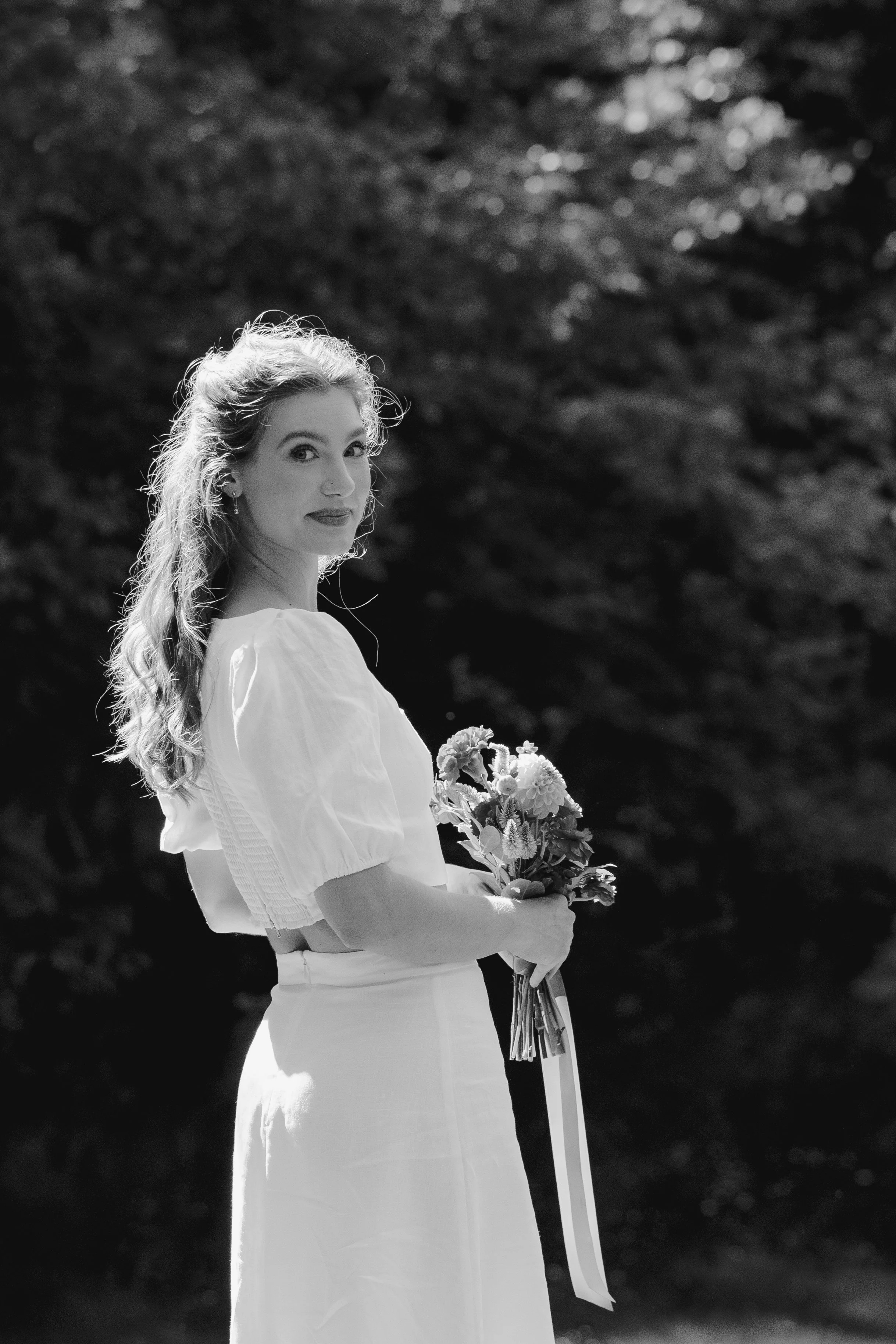 Couple portraits by the Eno River after courthouse wedding in Hillsborough, NC | Durham, NC photographer | Merritt Chesson Photography