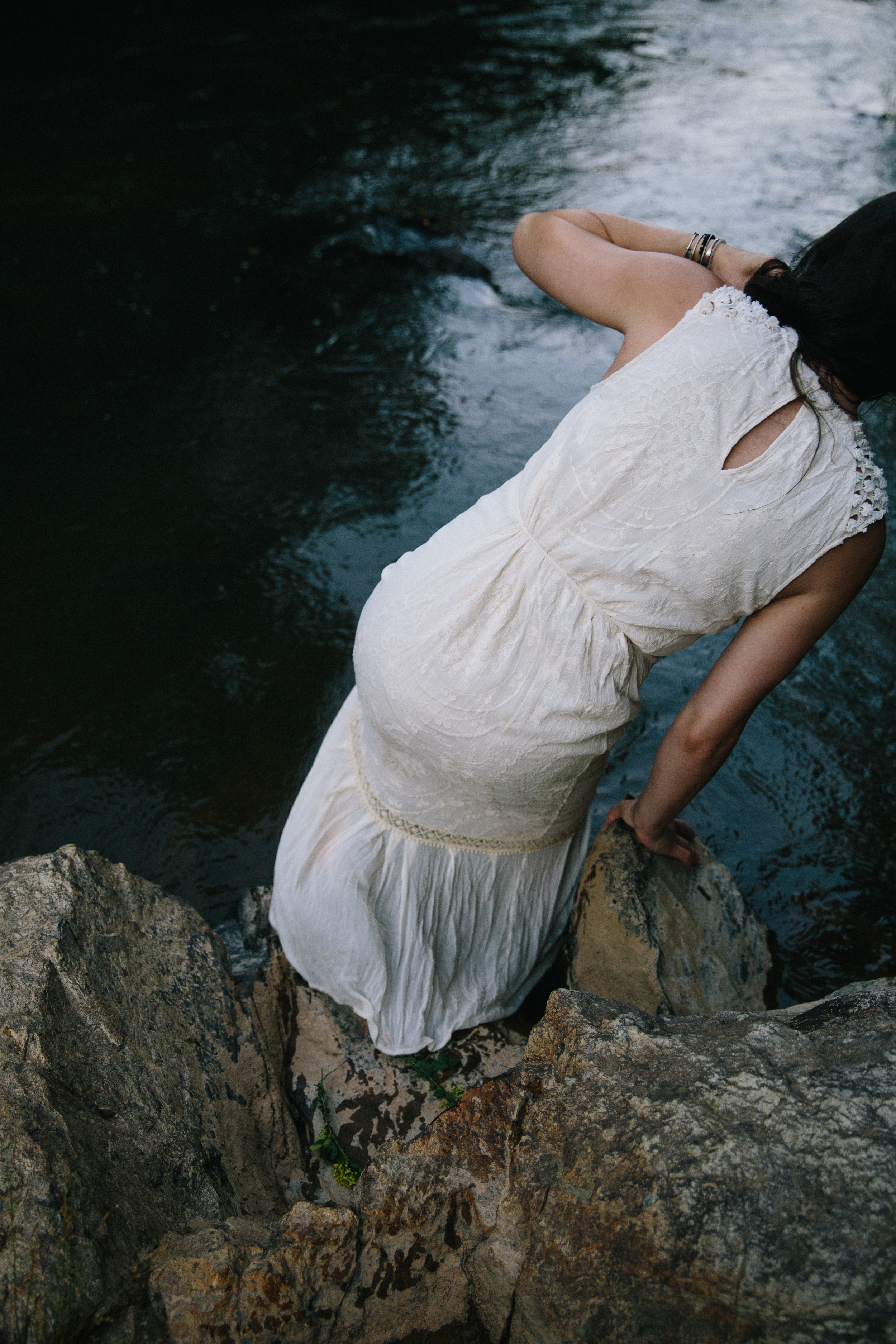 Katrina: maternity session | Eno River in Durham, NC | Merritt Chesson Photography