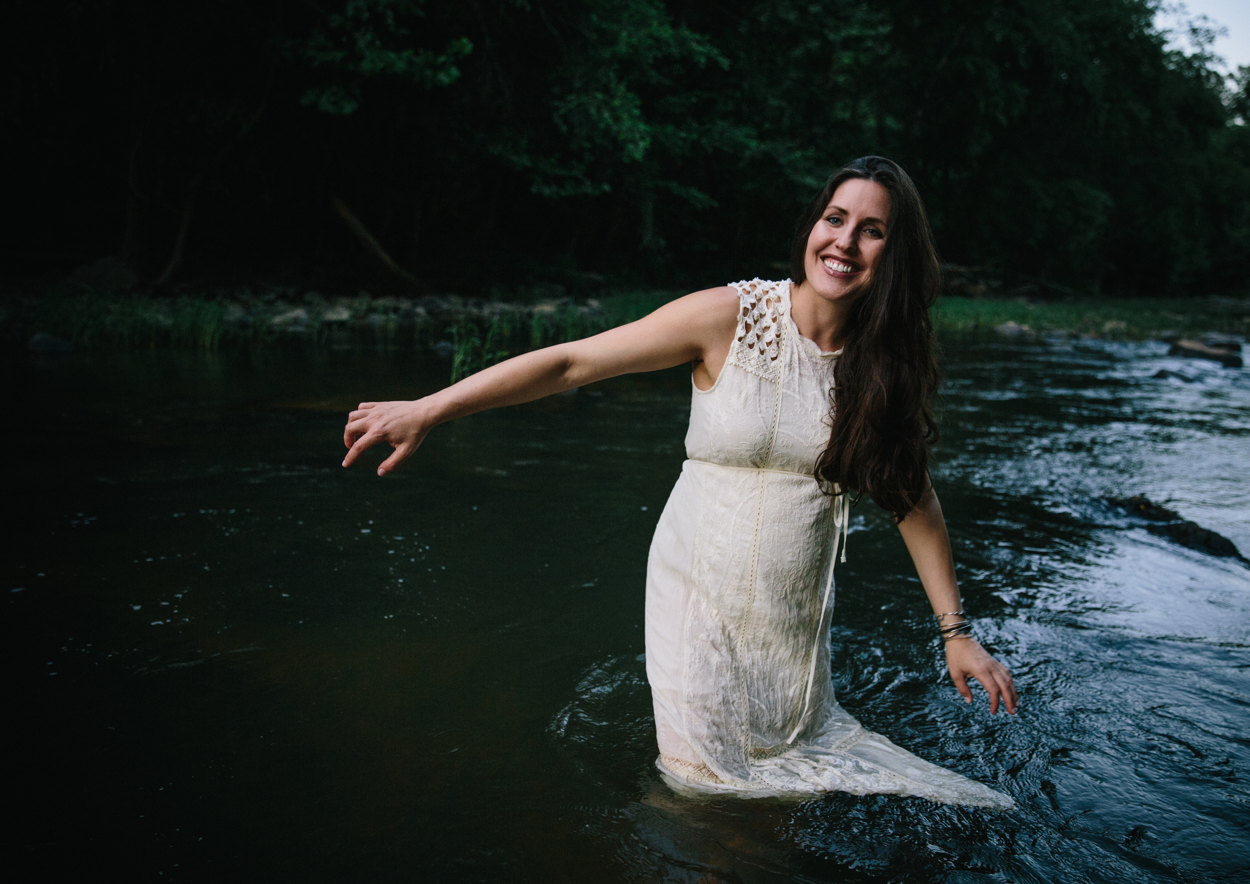 Katrina: maternity session | Eno River in Durham, NC | Merritt Chesson Photography