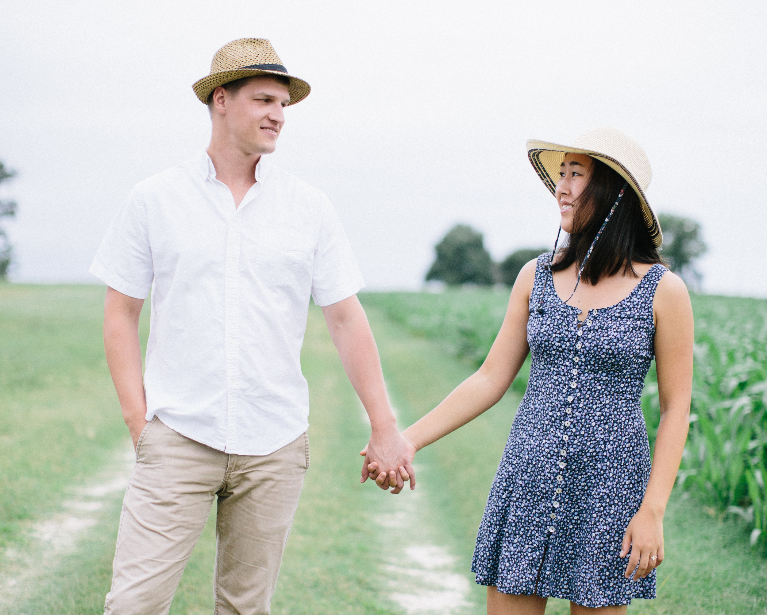 Lauren + Alex: engaged! | Hayes Plantation, Edenton, NC | Merritt Chesson Photography