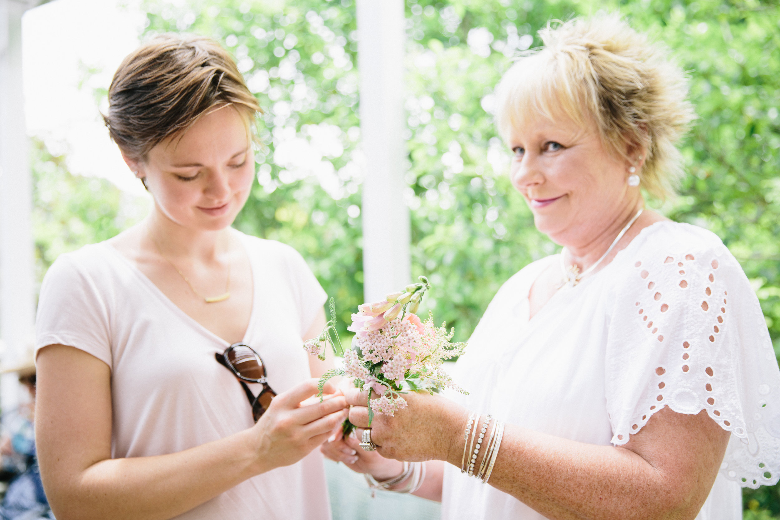 DIY Wedding Flowers | Asheville, NC | wedding photographer | Merritt Chesson Photography