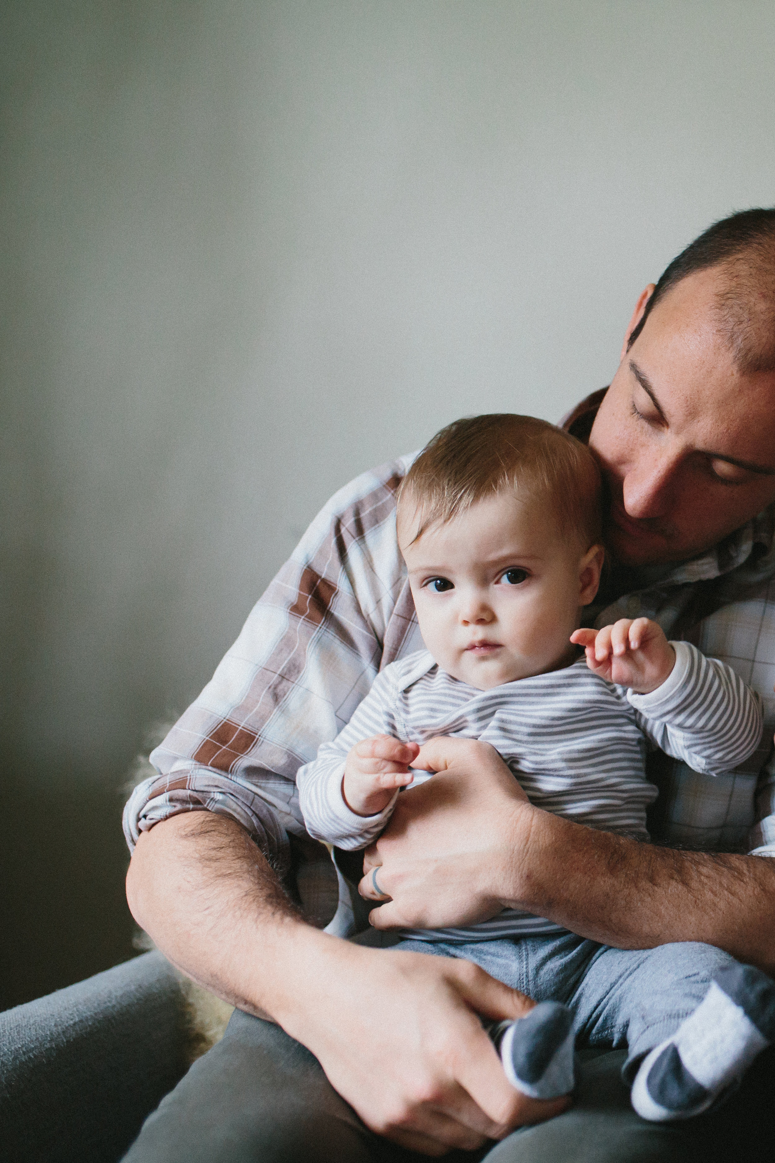 Linus with dad | family photographer | Merritt Chesson Photography