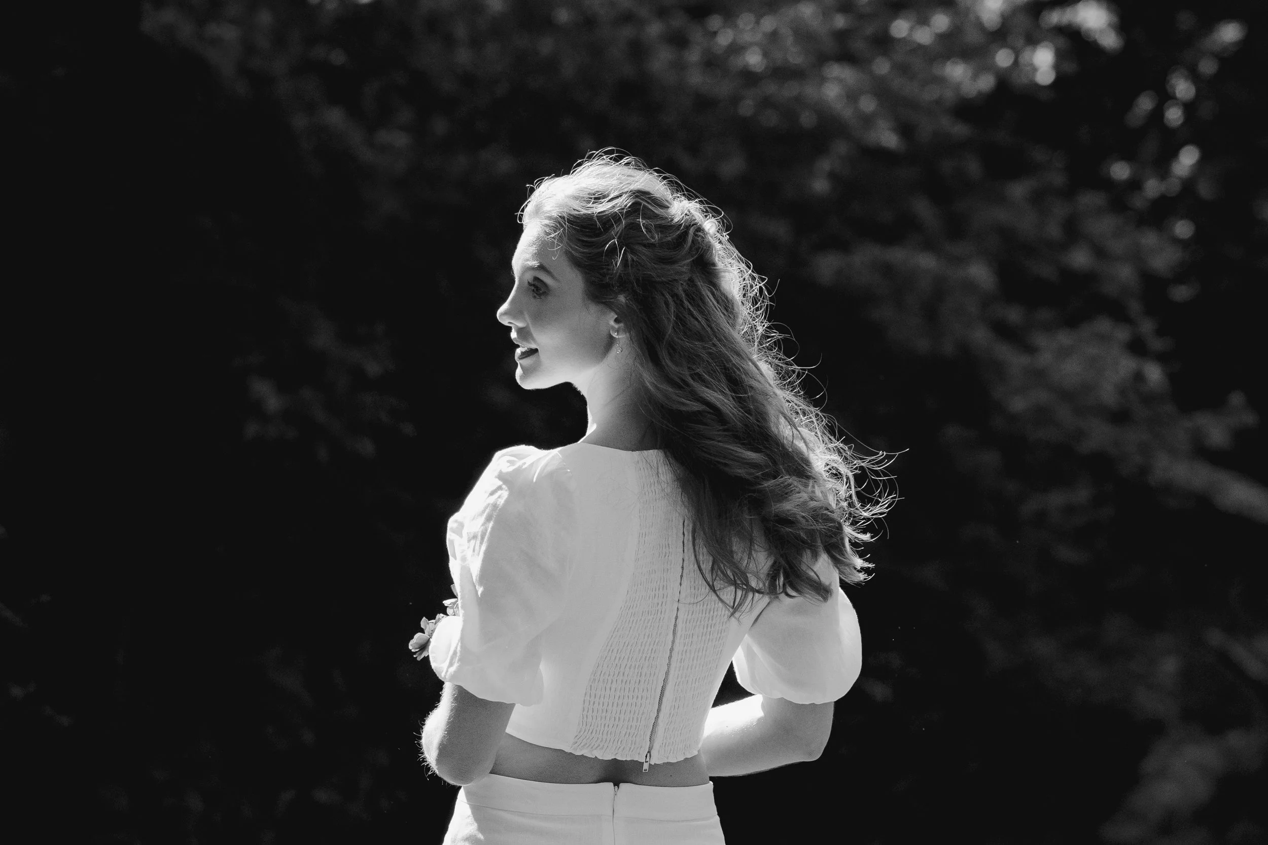 Couple portraits by the Eno River after courthouse wedding in Hillsborough, NC | Durham, NC photographer | Merritt Chesson Photography