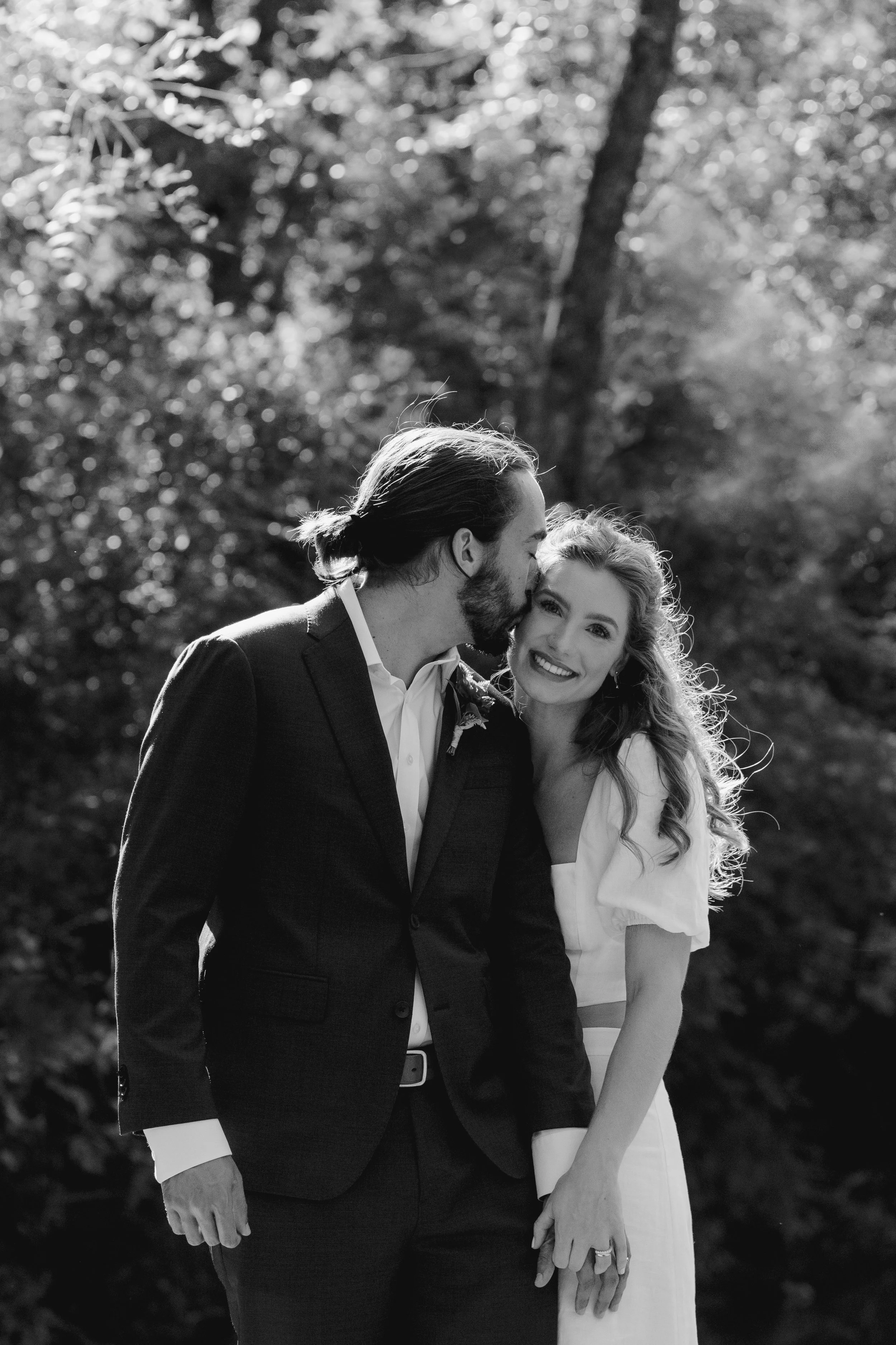 Couple portraits by the Eno River after courthouse wedding in Hillsborough, NC | Durham, NC photographer | Merritt Chesson Photography
