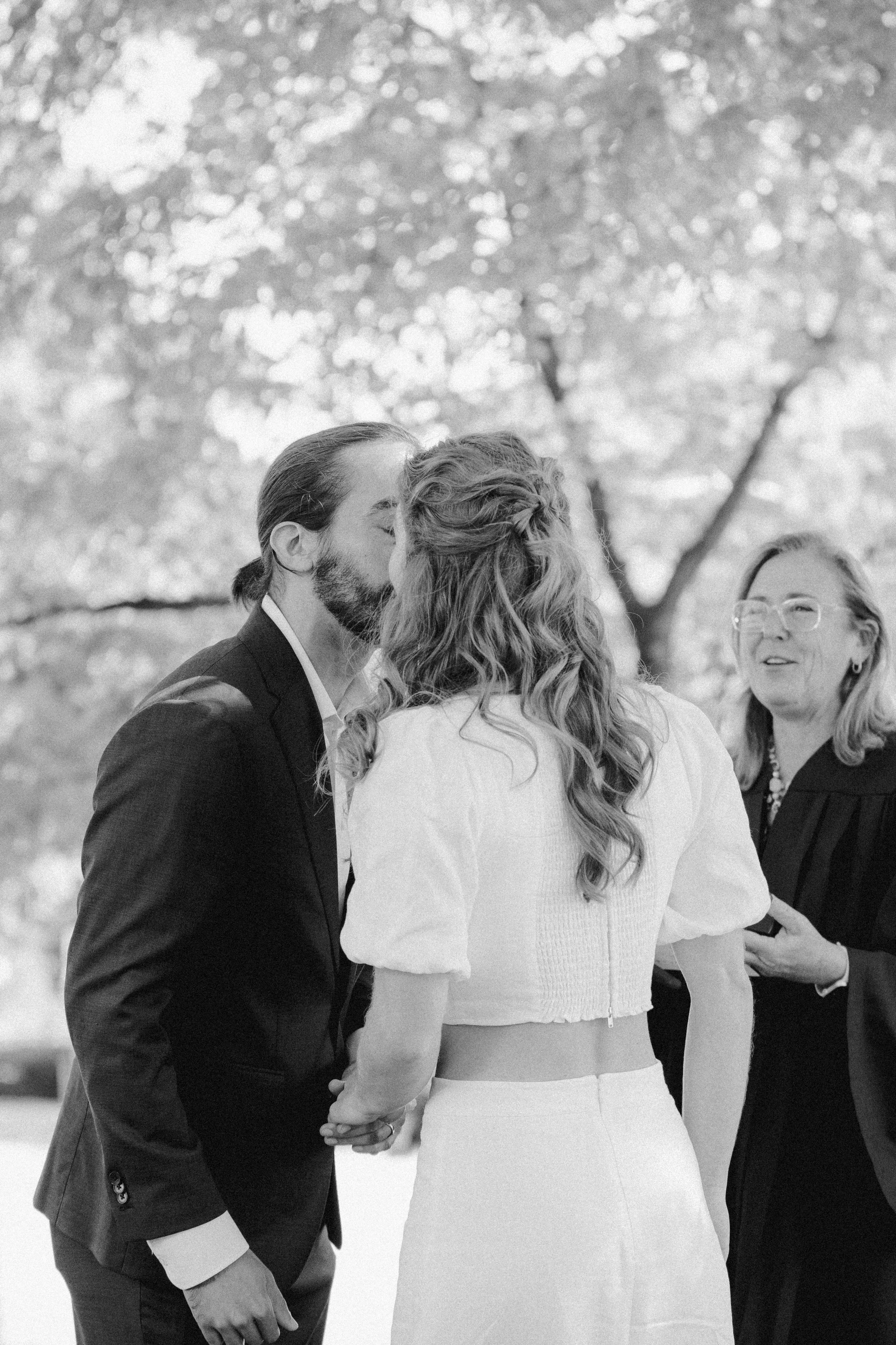 Courthouse wedding in Hillsborough, NC | Durham, NC photographer | Merritt Chesson Photography