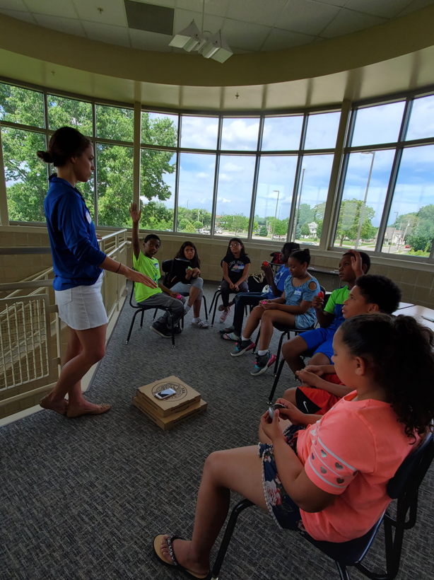 Why Being the New Girl Isn’t So Bad