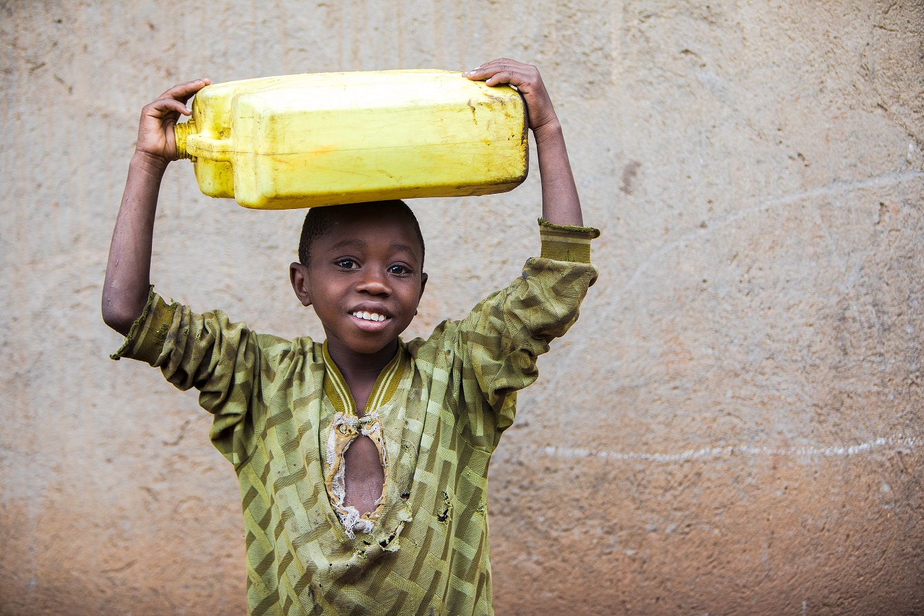 Adam Dickens 2017 - Deki Uganda - Buswagha Cell - Water 5.jpg