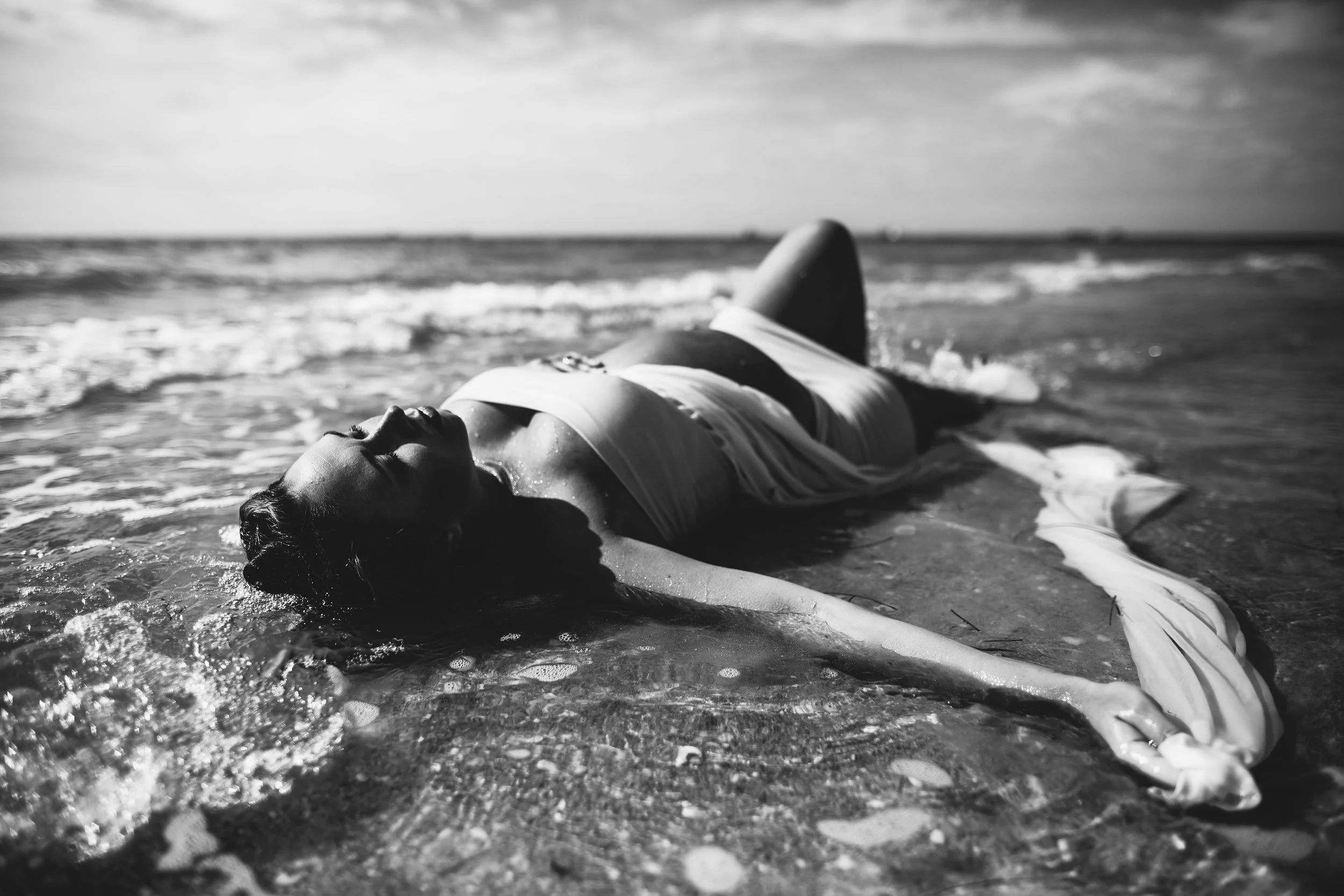 artsy maternity photography, beach maternity st pete fl