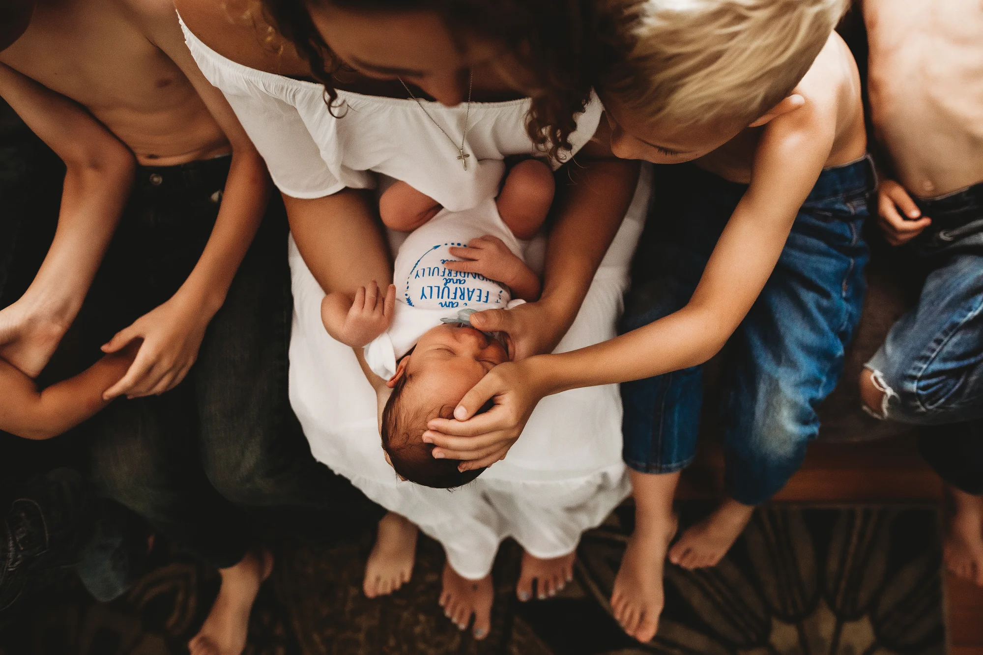 lifestyle family newborn pictures indoors, tampa bay