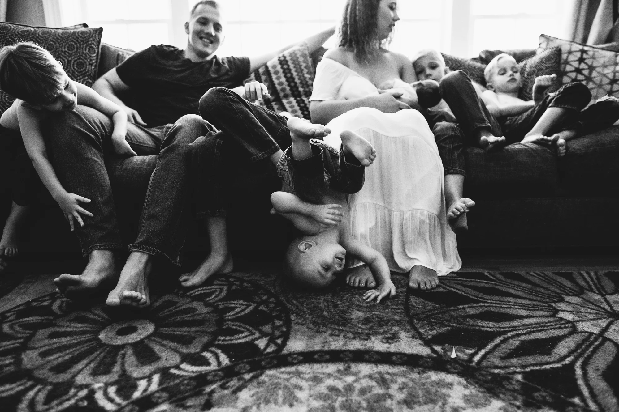lifestyle family newborn pictures, largo family photographer