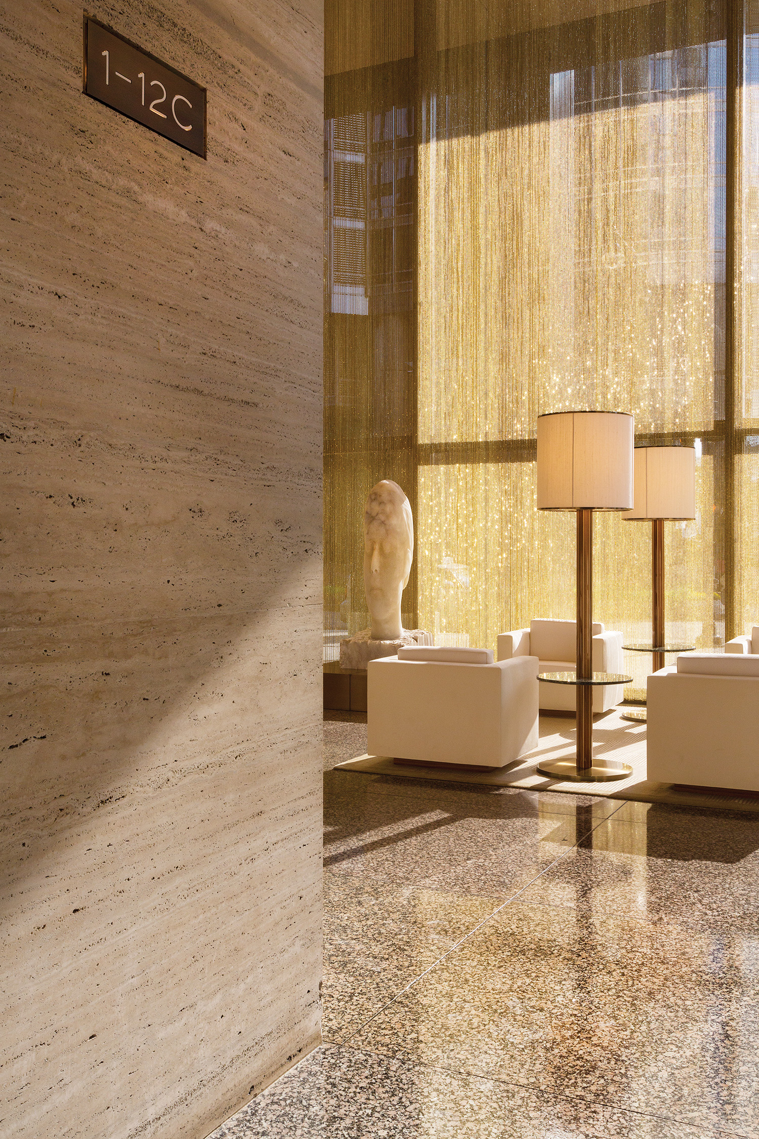 Langham Chicago Hotel / Interiors by Lohan Anderson, Richmond International & The Rockwell Group