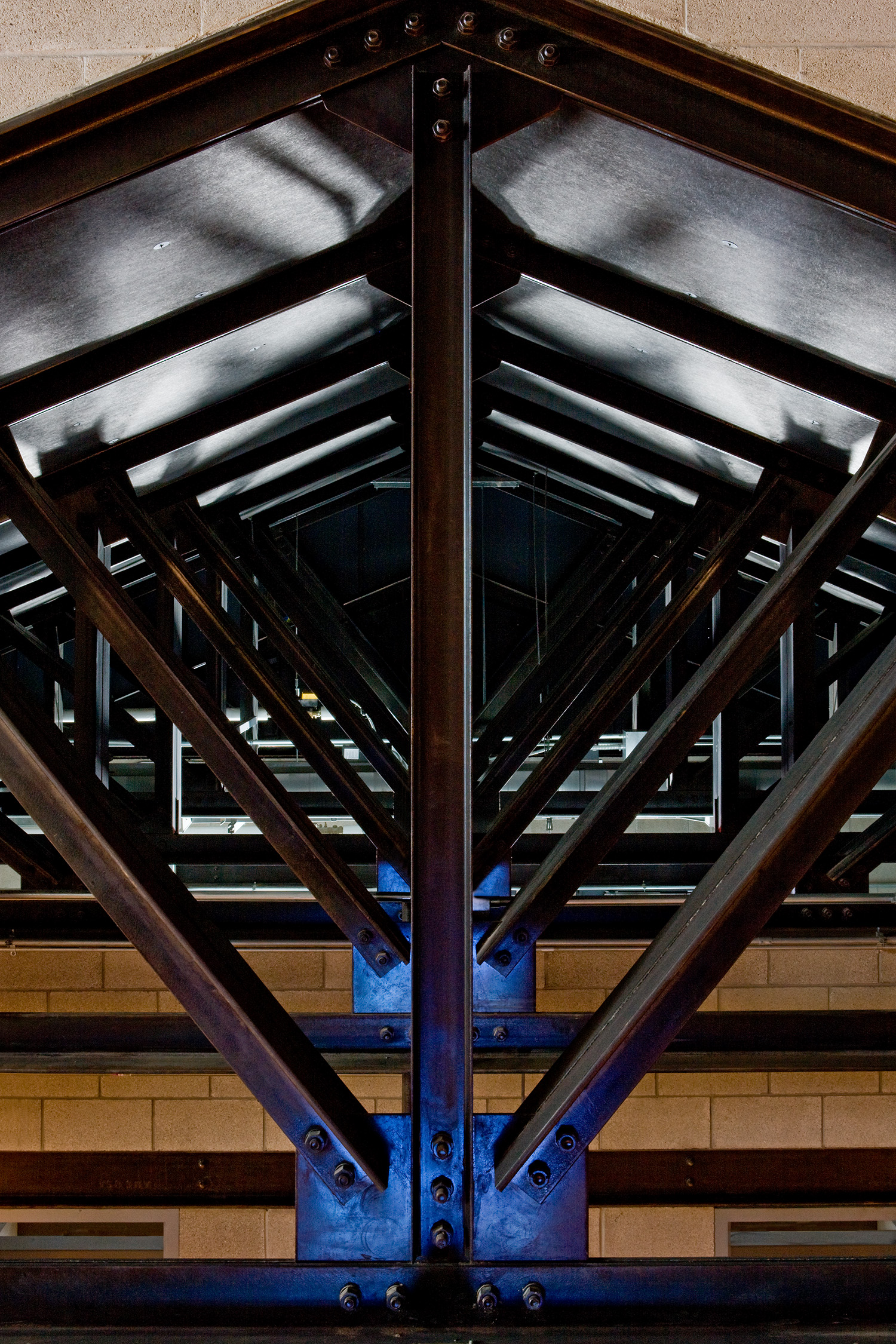 Illinois Holocaust Museum & Education Center / Skokie IL / Stanley Tigerman